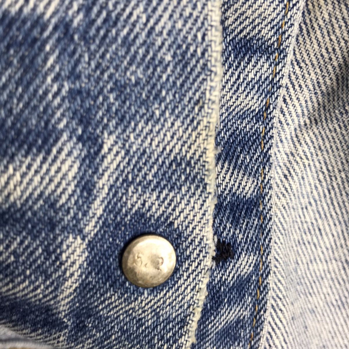 Levi's Vintage Levi's Usa Seasoned Denim Trucker Jacket Size US M / EU 48-50 / 2 - 10 Thumbnail