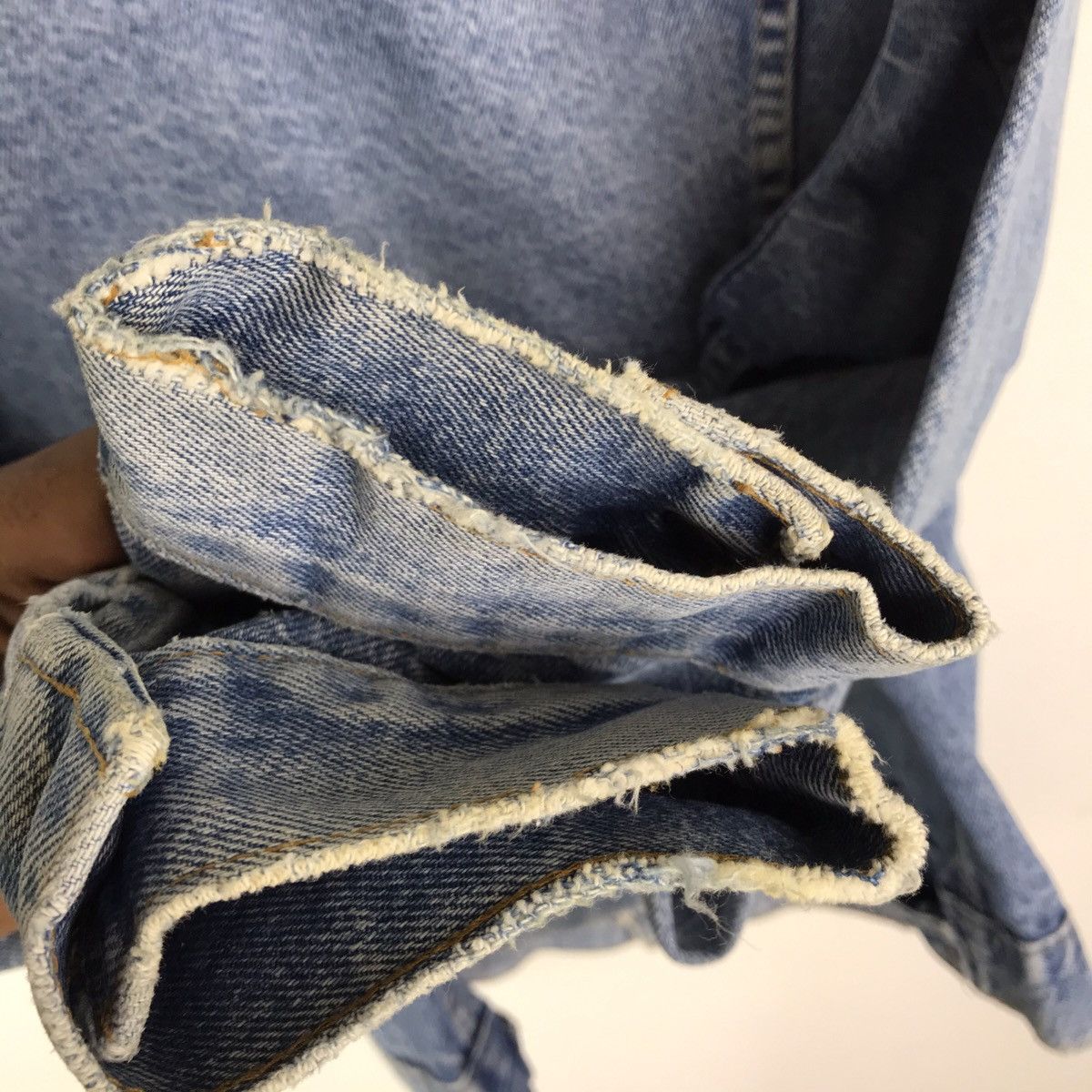 Levi's Vintage Levi's Usa Seasoned Denim Trucker Jacket Size US M / EU 48-50 / 2 - 11 Thumbnail