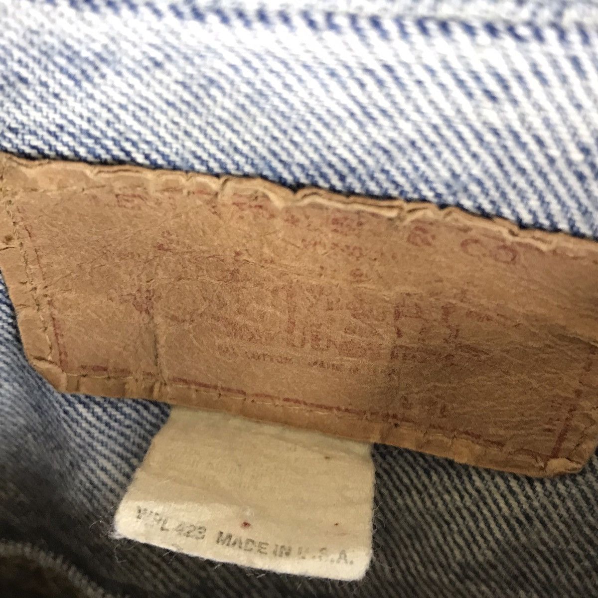 Levi's Vintage Levi's Usa Seasoned Denim Trucker Jacket Size US M / EU 48-50 / 2 - 9 Thumbnail