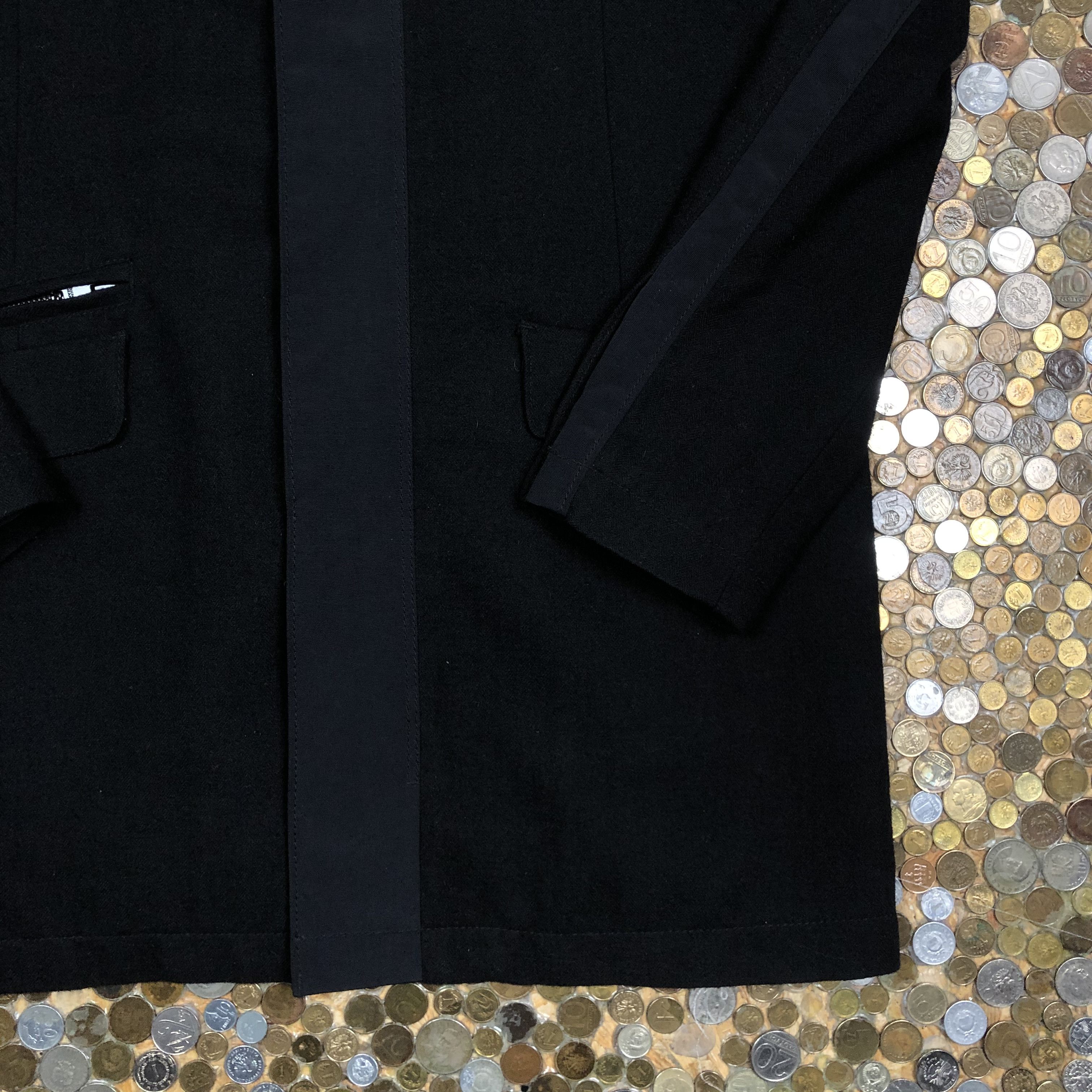 DKNY × Vintage DKNY classic black vintage coat Size US L / EU 52-54 / 3 - 4 Thumbnail