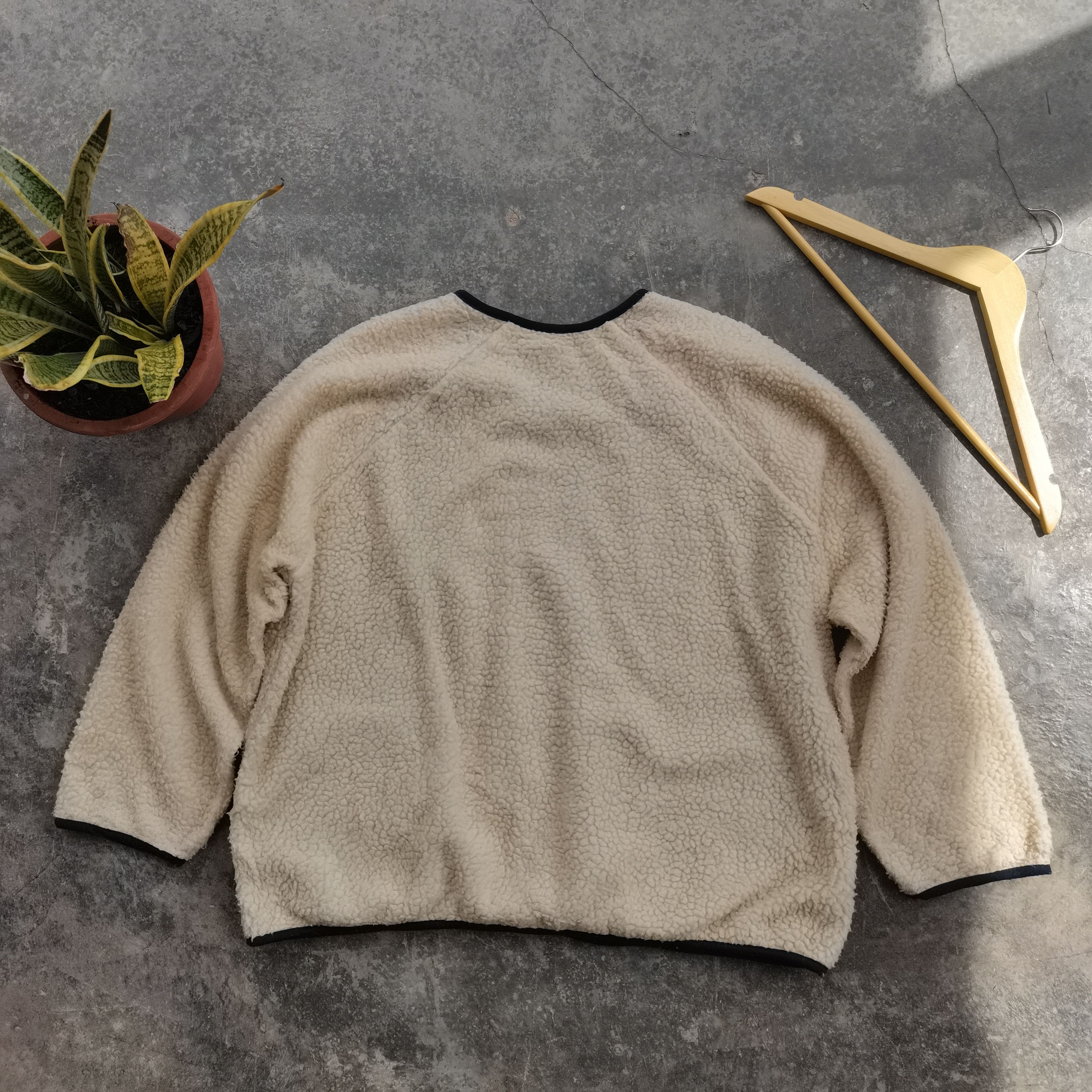 Japanese Brand Steals🔥 Vintage STRANGE HEAVEN Sherpa Fleece Cardigan Size US XL / EU 56 / 4 - 5 Thumbnail