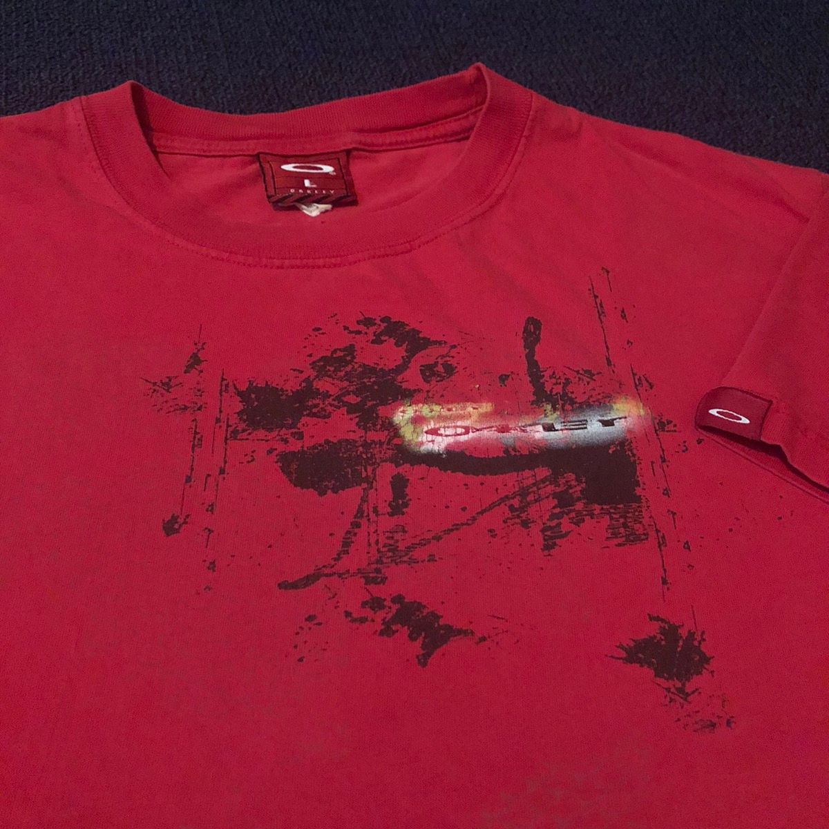 Pre-owned Oakley X Surf Style Vintage 2000s Oakley Paint Splatter Graphic Logo Tee Shirt In Red/black