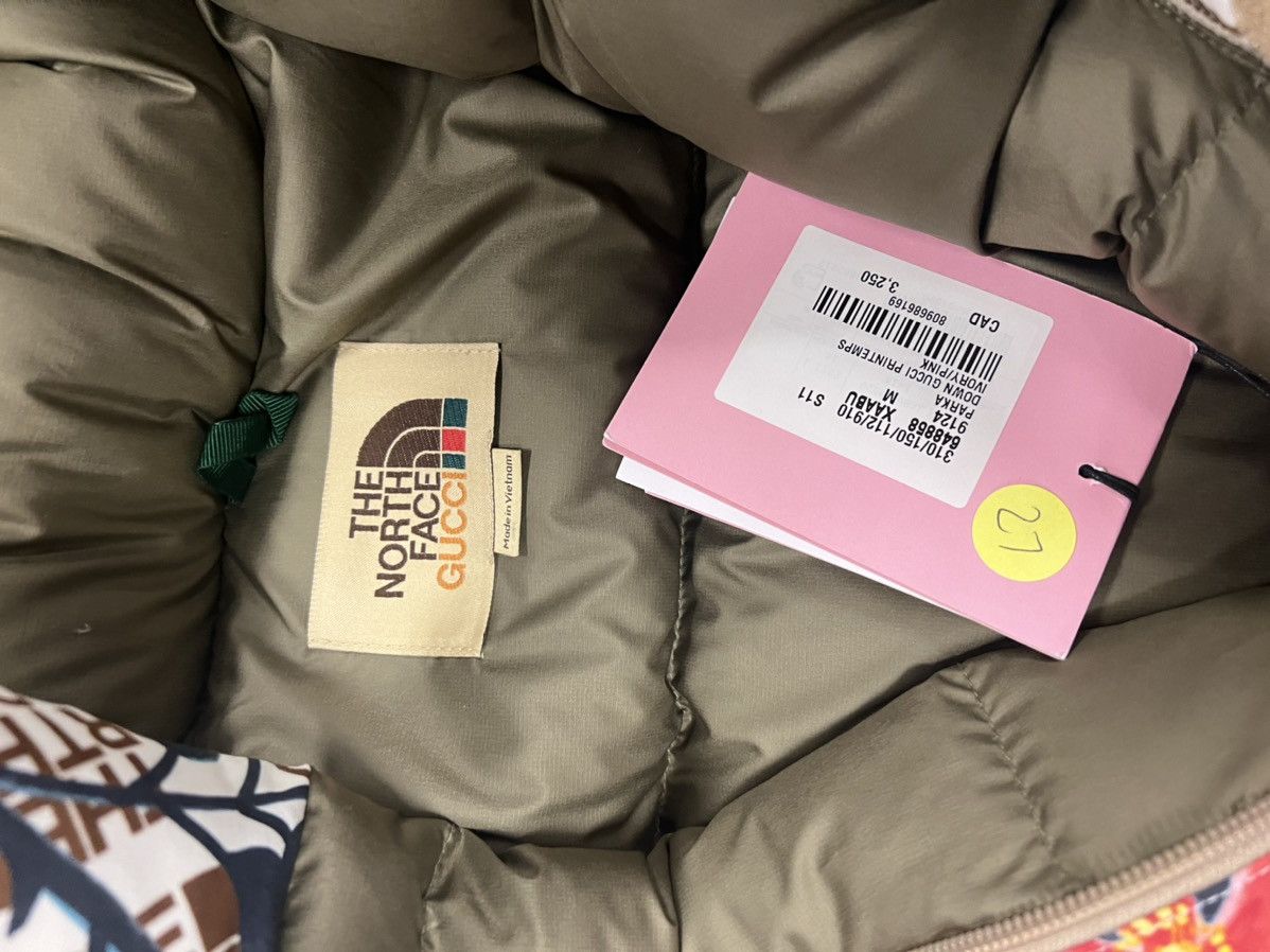 Gucci × The North Face Gucci x The North Face Floral Down Parka sz M Size US M / EU 48-50 / 2 - 7 Thumbnail