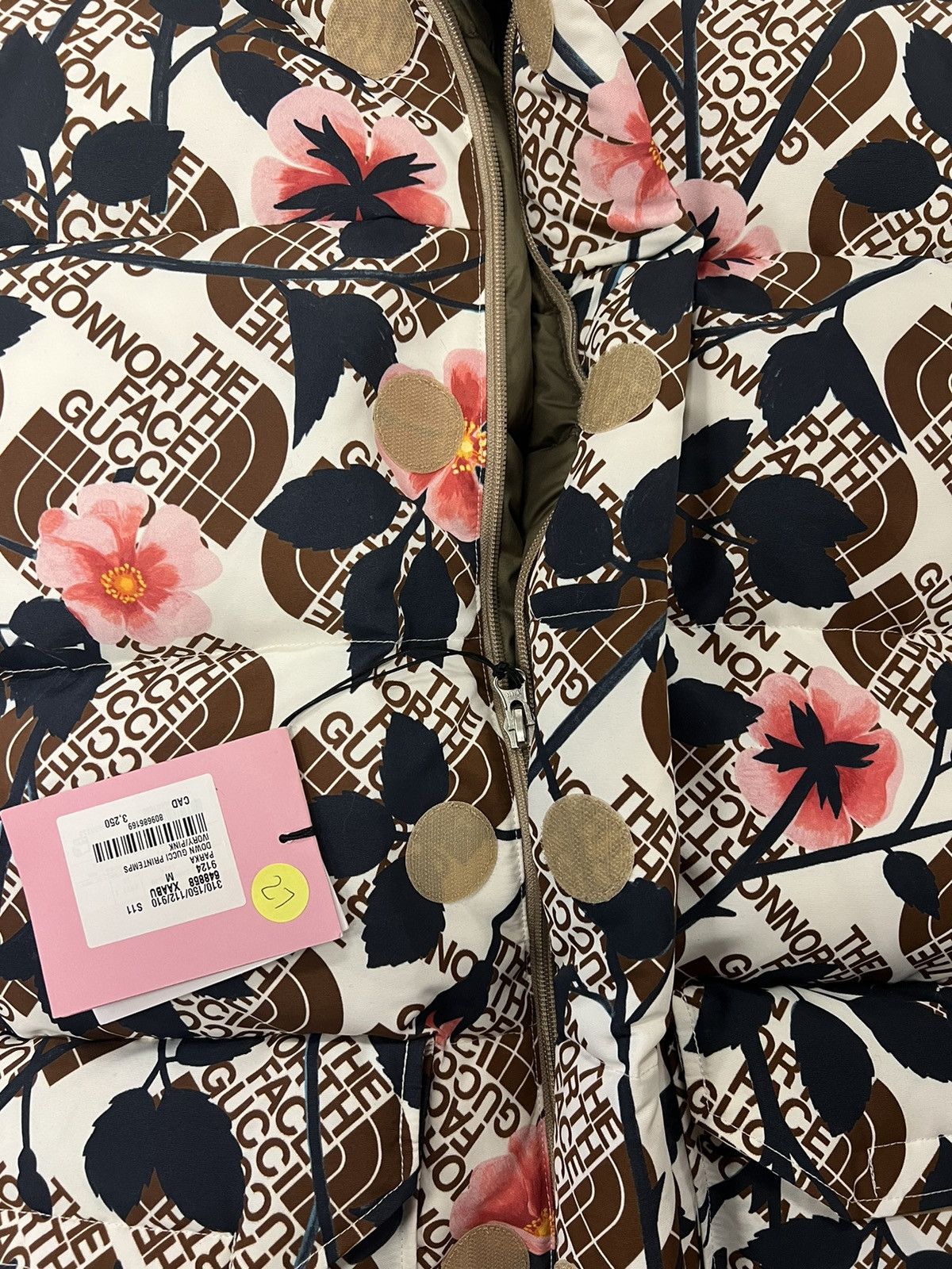 Gucci × The North Face Gucci x The North Face Floral Down Parka sz M Size US M / EU 48-50 / 2 - 4 Thumbnail
