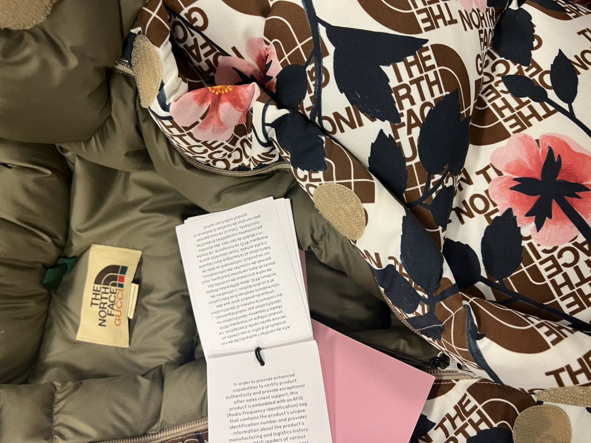 Gucci × The North Face Gucci x The North Face Floral Down Parka sz M Size US M / EU 48-50 / 2 - 8 Thumbnail