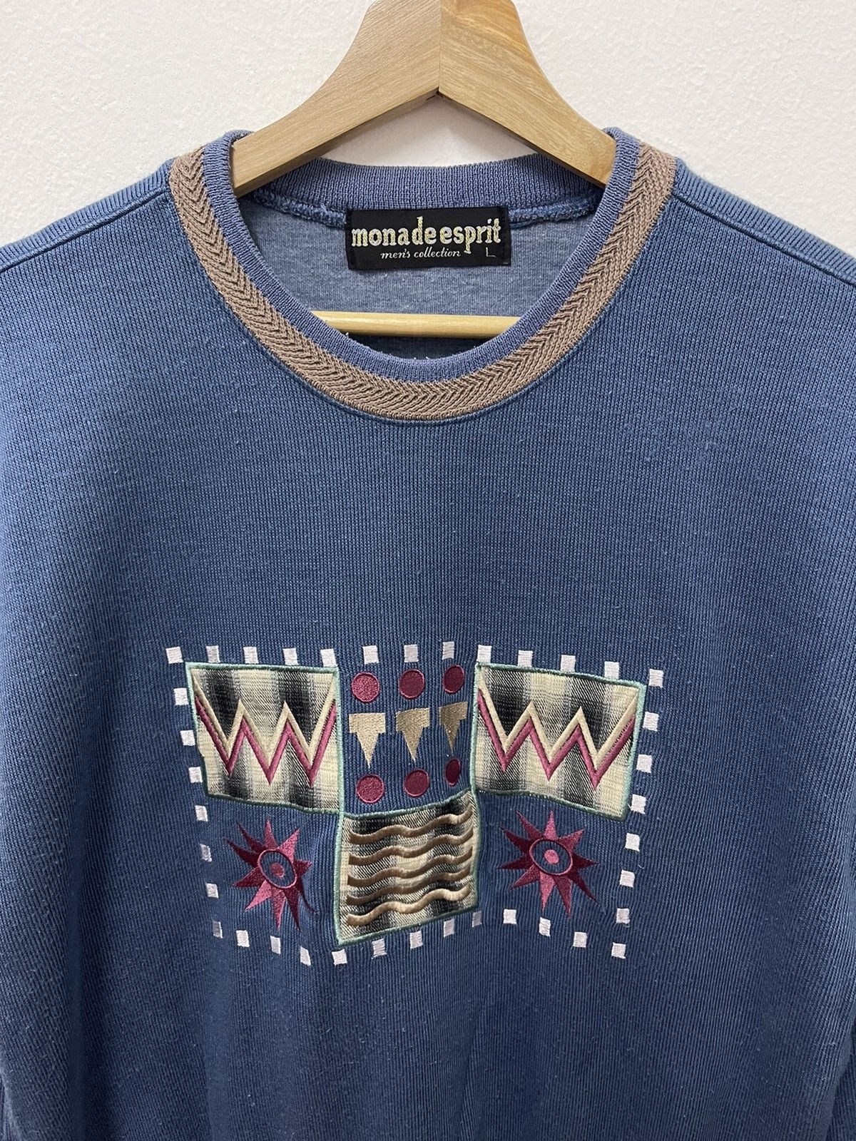 Japanese Brand × Vintage Vintage Mona Deesprit Embroidery Big Logo Sweatshirt Size US M / EU 48-50 / 2 - 2 Thumbnail