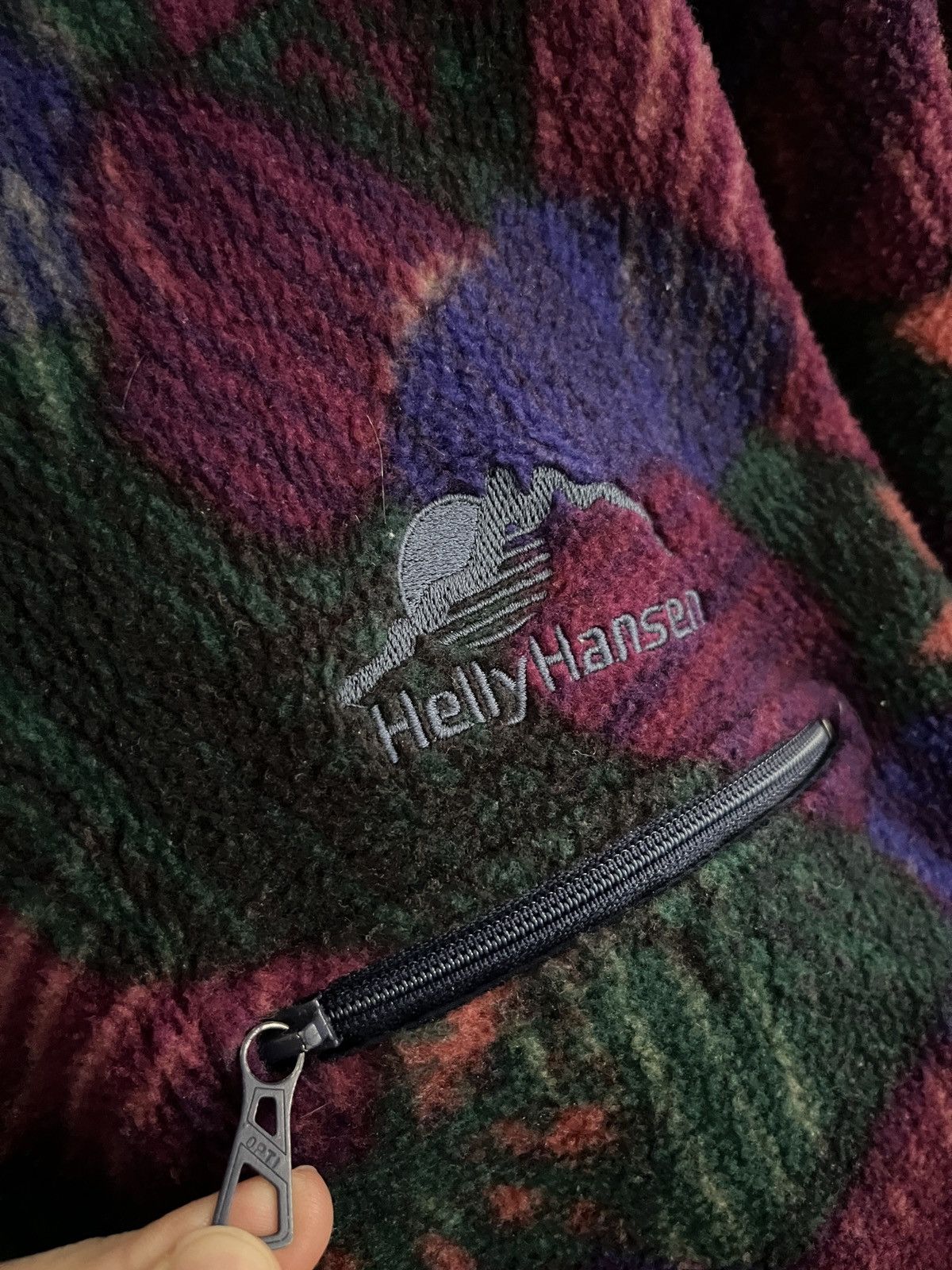 Helly Hansen HELLY HANSEN Vintage Ornamental Flowers Fleece Jacket Size US L / EU 52-54 / 3 - 5 Thumbnail