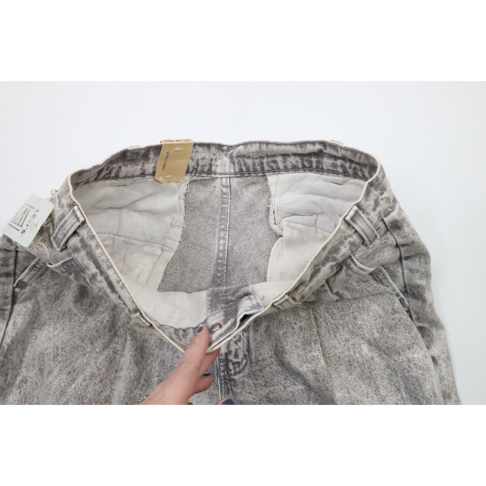Levi's × Vintage Deadstock Vtg 80s Levis SilverTab Whitewashed Pleated Jeans Size US 31 - 8 Thumbnail