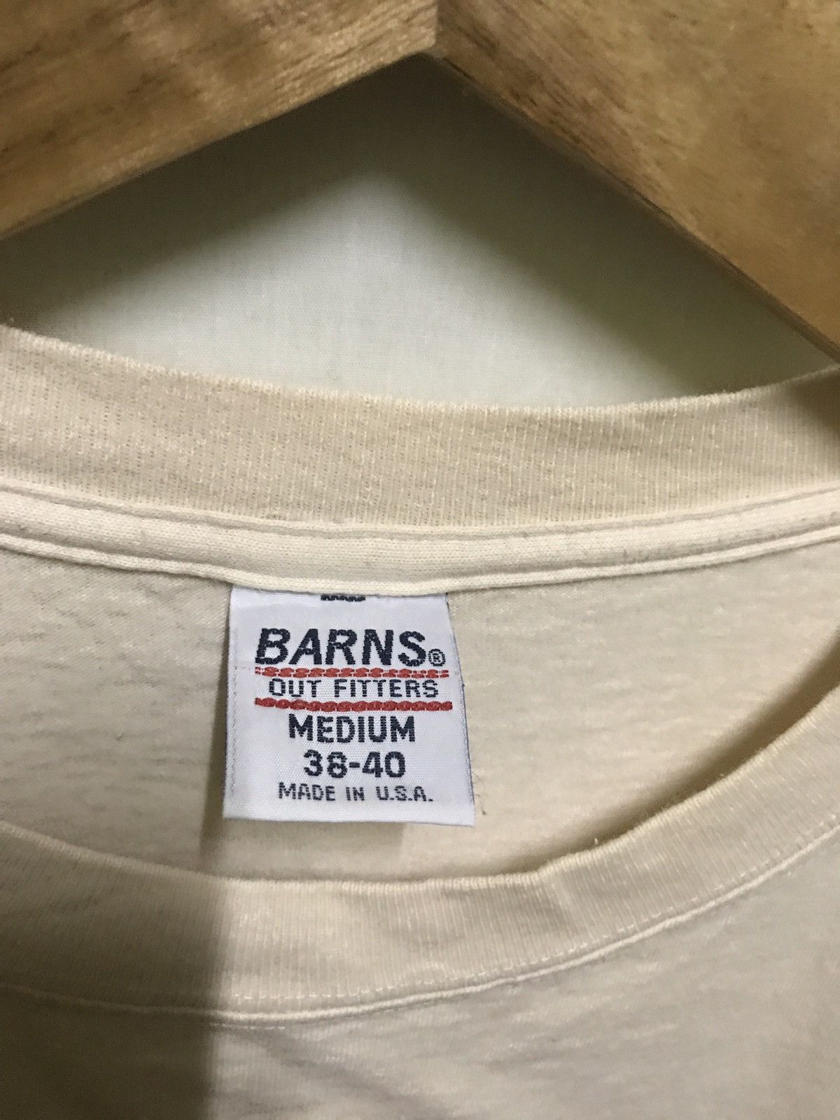 BARNS OUTFITTERS BARNS OUT FITTERS Shorts Sleeve T-Shirt Size US M / EU 48-50 / 2 - 3 Thumbnail