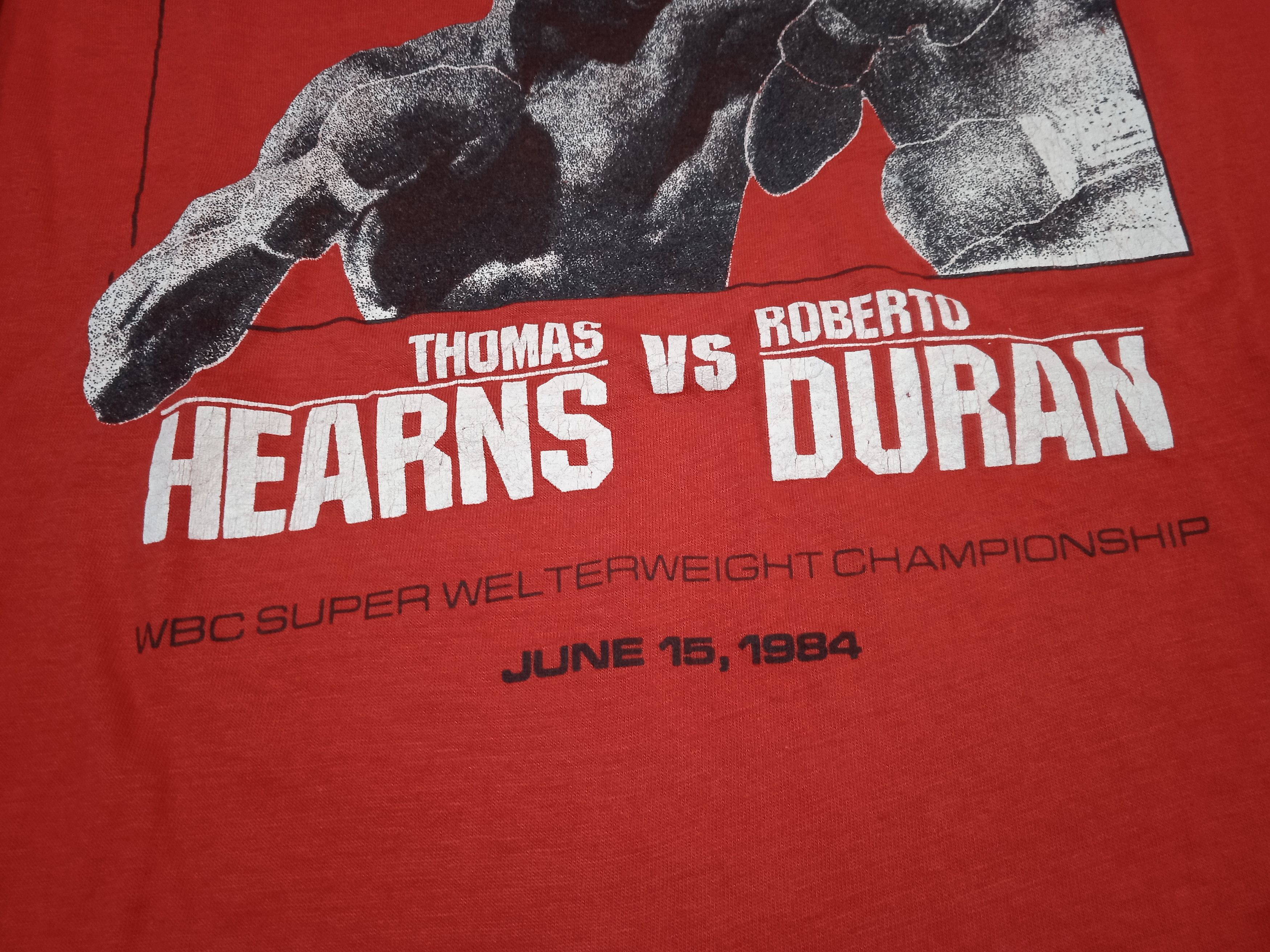 Vintage Vintage 80s Roberto Duran vs Thomas Hearns T-Shirt Boxing Size US L / EU 52-54 / 3 - 2 Thumbnail