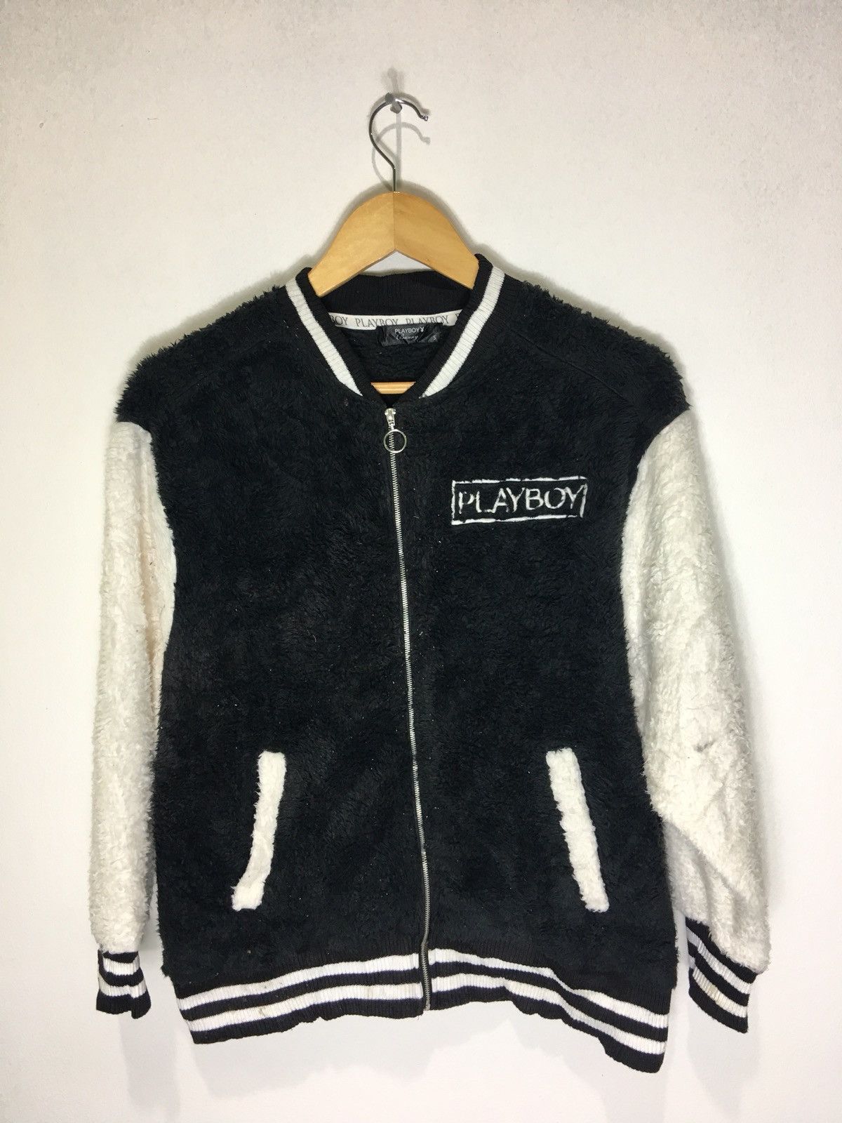 Playboy Playboy bunny head embroidered fleece varsity jacket Size US S / EU 44-46 / 1 - 2 Thumbnail