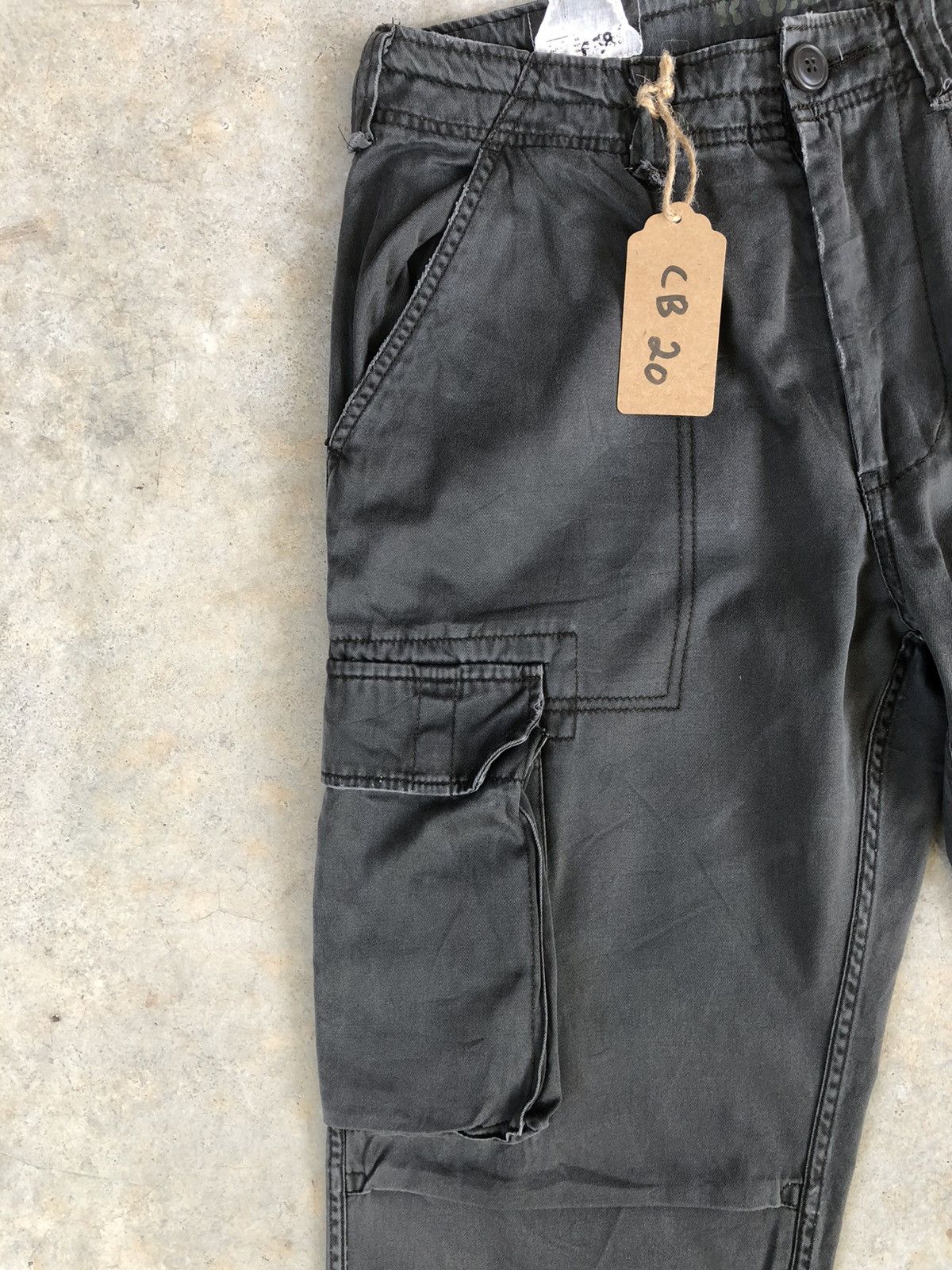Japanese Brand real crush parachute cargo pants multipocket tactical Size US 30 / EU 46 - 5 Thumbnail