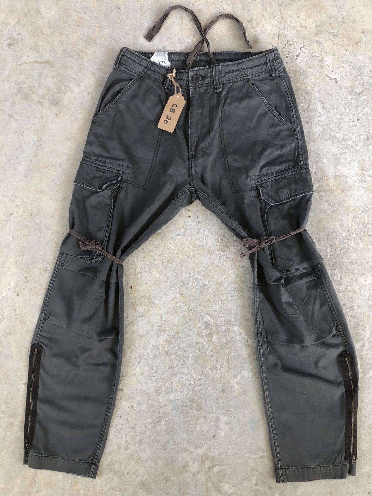 Japanese Brand real crush parachute cargo pants multipocket tactical Size US 30 / EU 46 - 1 Thumbnail