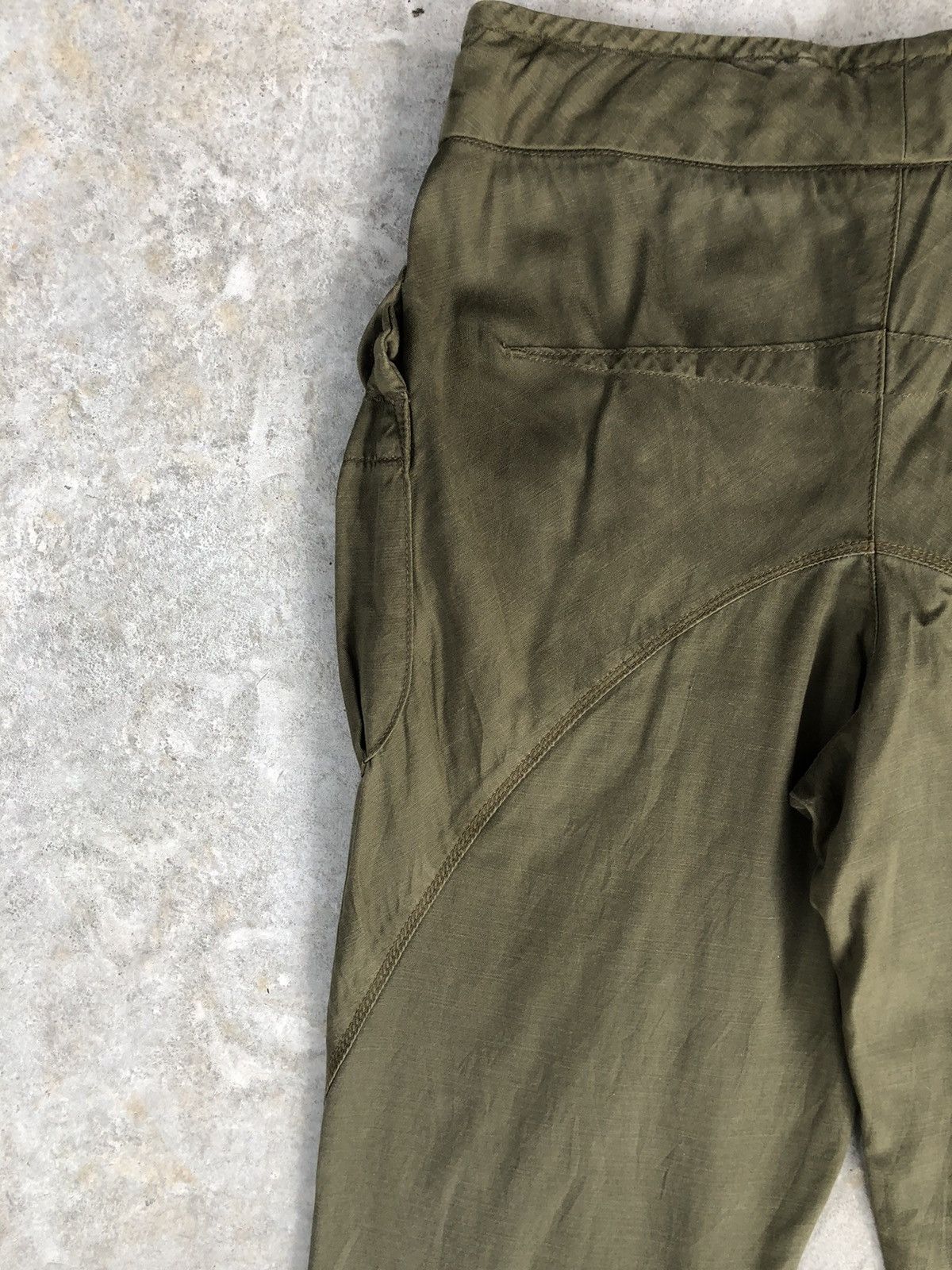 Marithe + Francois Girbaud Marithe Francois Girbaud Parachute Cargo Pants Size US 30 / EU 46 - 10 Thumbnail