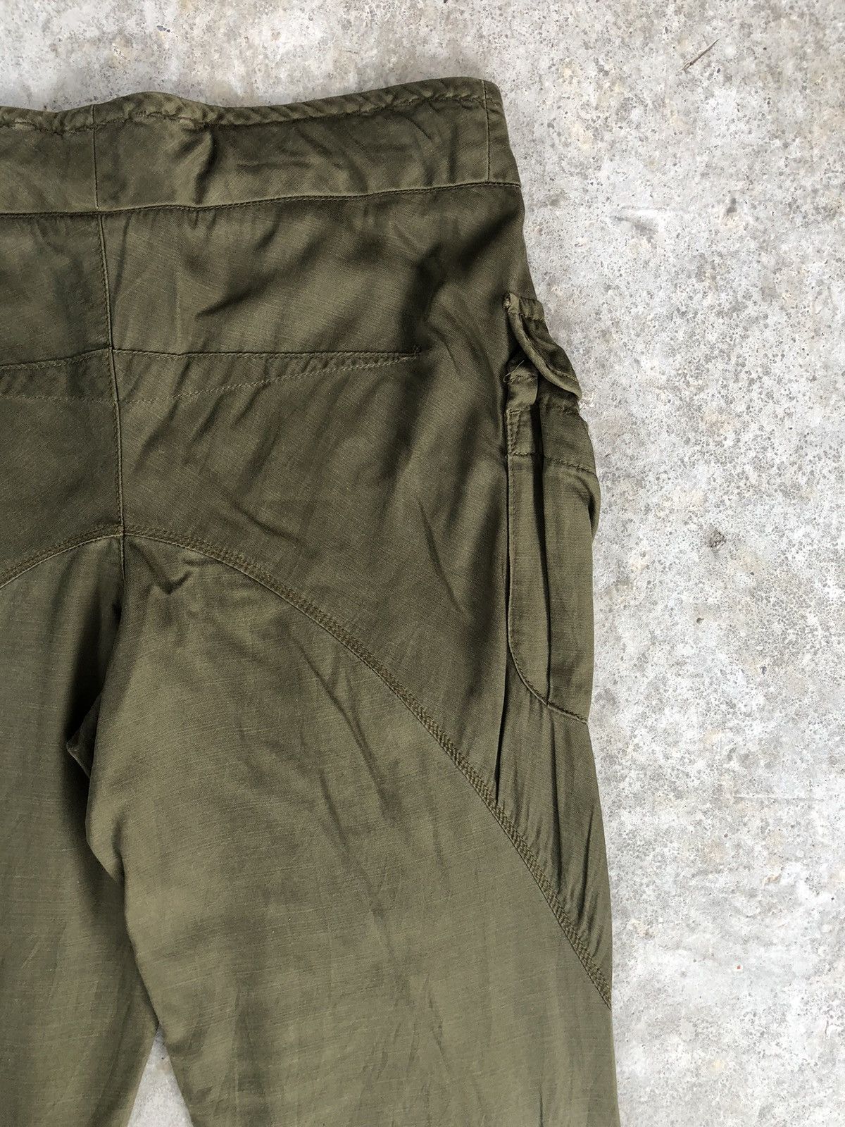 Marithe + Francois Girbaud Marithe Francois Girbaud Parachute Cargo Pants Size US 30 / EU 46 - 11 Thumbnail