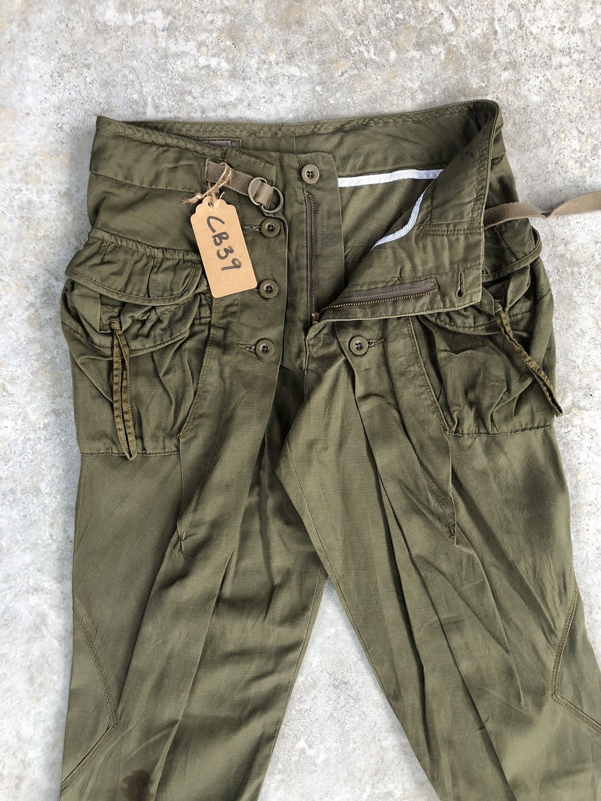Marithe + Francois Girbaud Marithe Francois Girbaud Parachute Cargo Pants Size US 30 / EU 46 - 4 Thumbnail