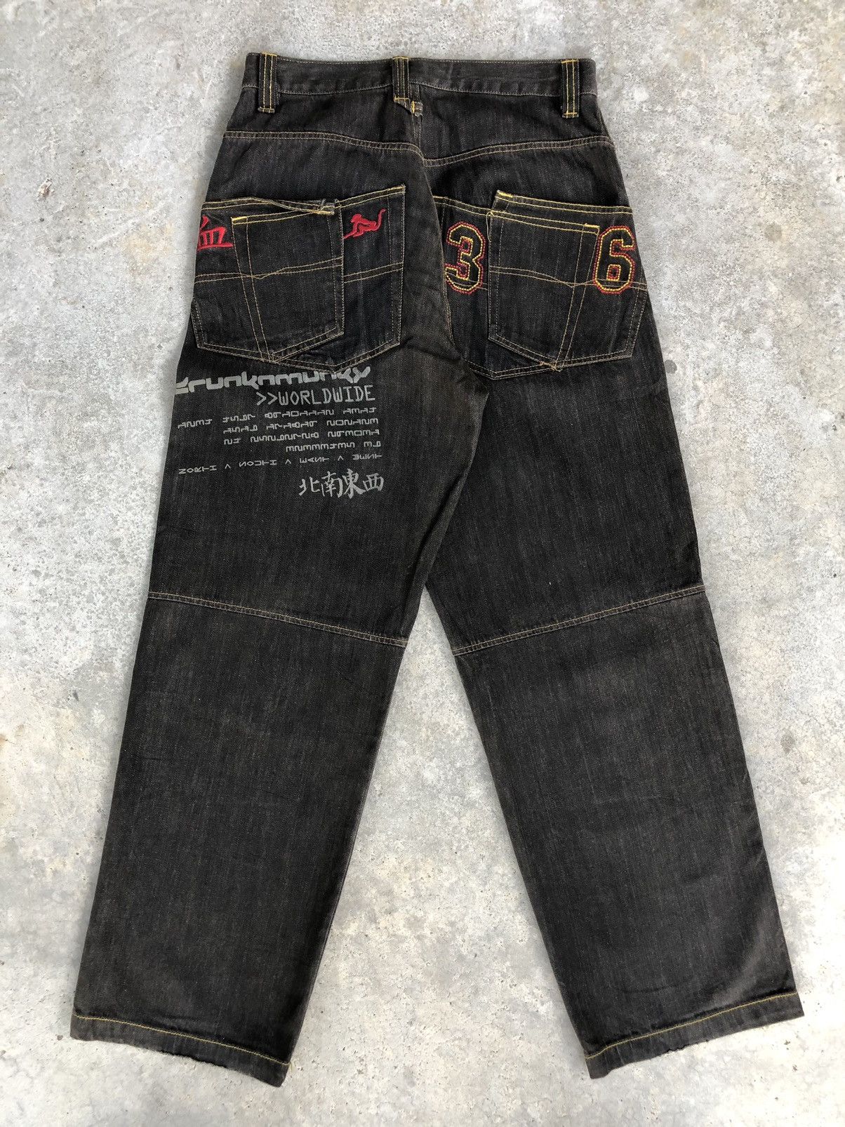 DrunknMunky Drunkn Munky Spellout Embroidered Jeans Baggy Jeans hip hop Size US 31 - 2 Thumbnail