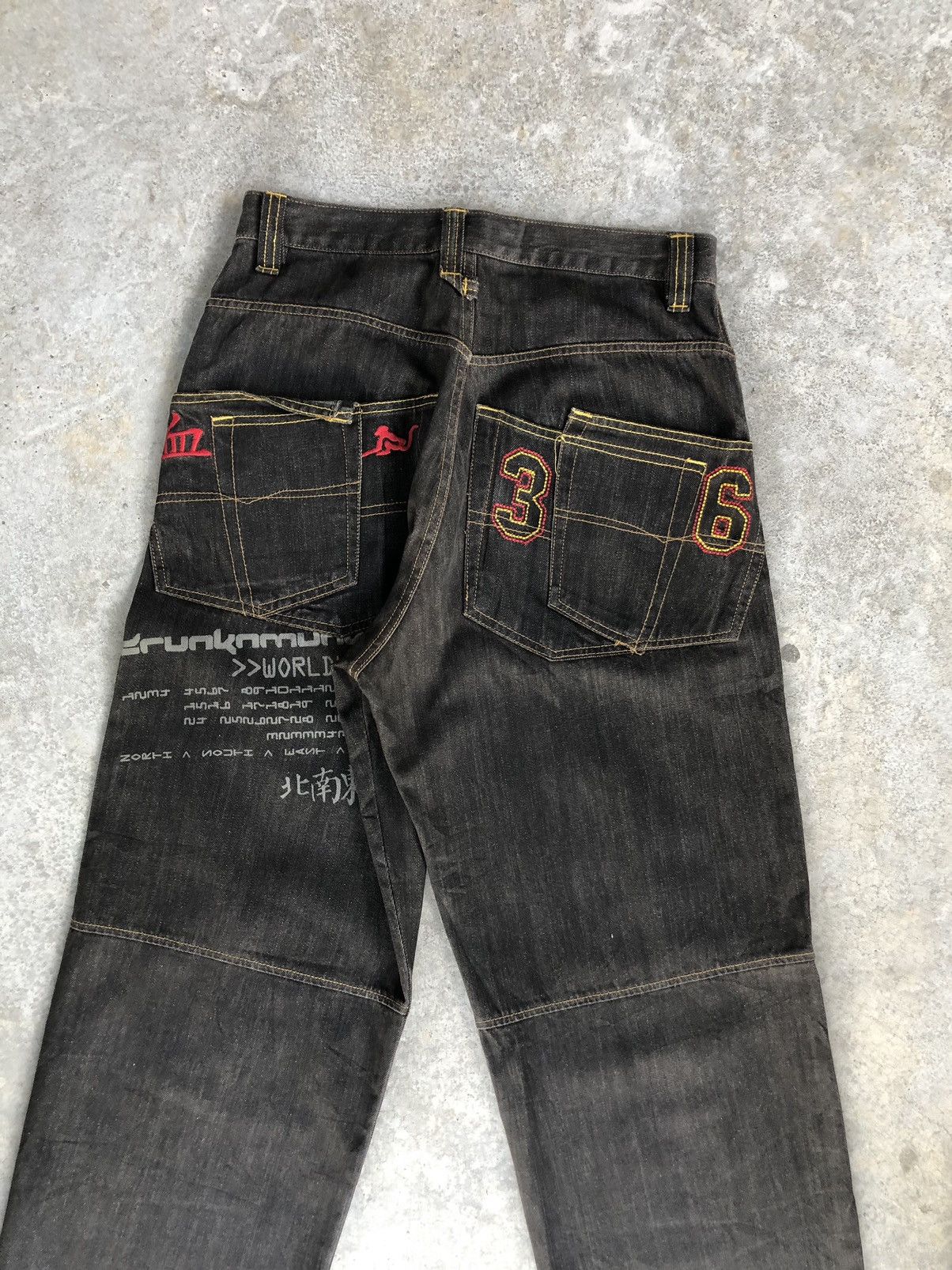 DrunknMunky Drunkn Munky Spellout Embroidered Jeans Baggy Jeans hip hop Size US 31 - 8 Thumbnail
