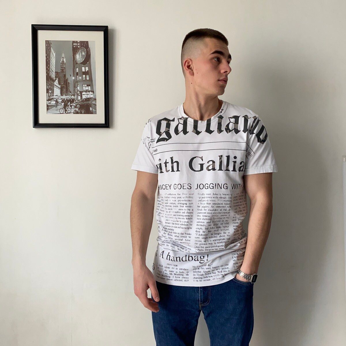 John Galliano Galliano Newspaper Gazette All Over Print T-Shirt Size US XL / EU 56 / 4 - 3 Thumbnail
