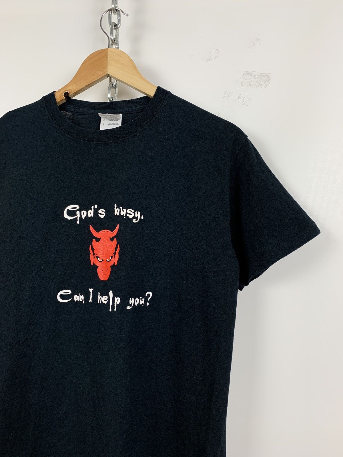 Vintage Vintage God’s Busy Can I Help You? Devil Satan T-Shirt Size US S / EU 44-46 / 1 - 3 Thumbnail