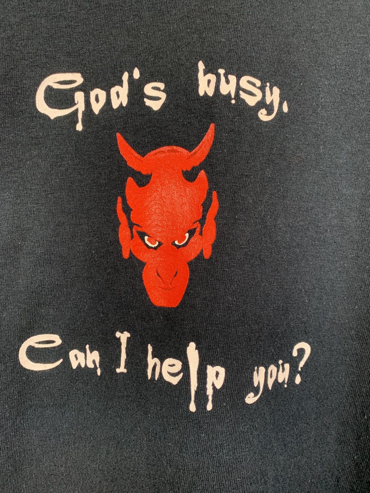 Vintage Vintage God’s Busy Can I Help You? Devil Satan T-Shirt Size US S / EU 44-46 / 1 - 4 Thumbnail