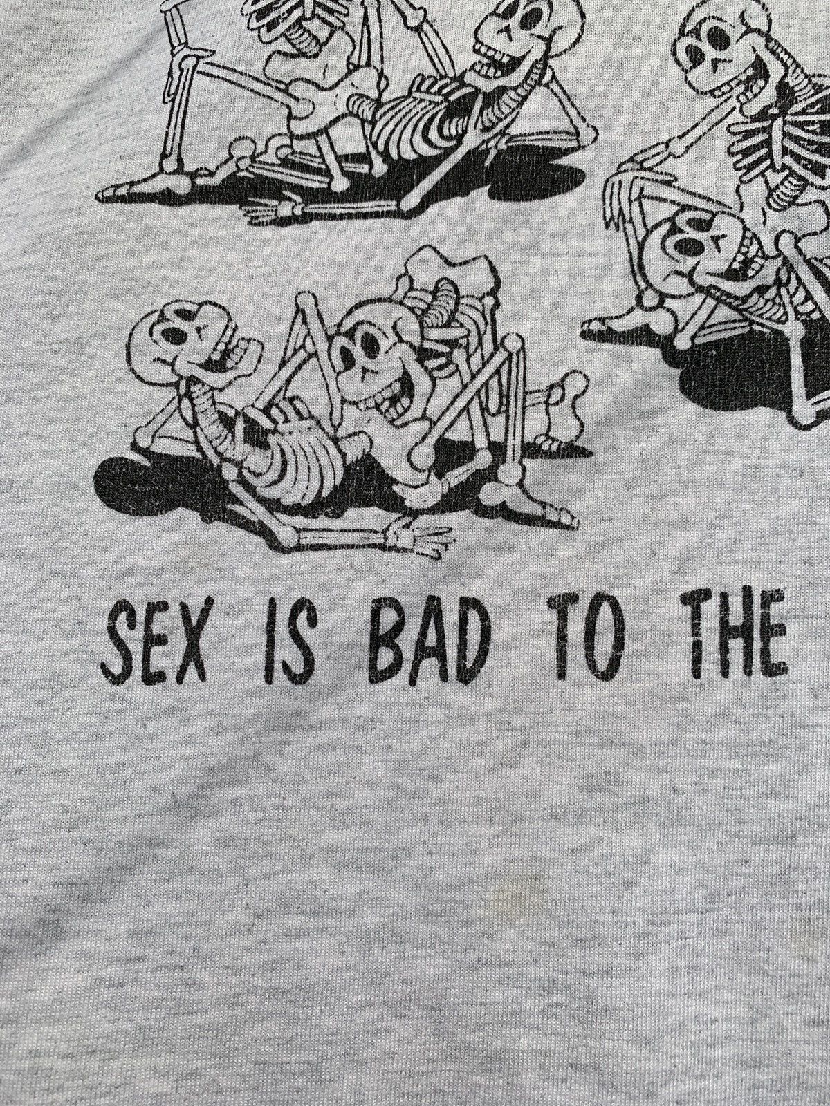 Vintage Vintage Sex Is Bad To The Bone Skeleton Single Stitch Shirt Size US M / EU 48-50 / 2 - 5 Thumbnail
