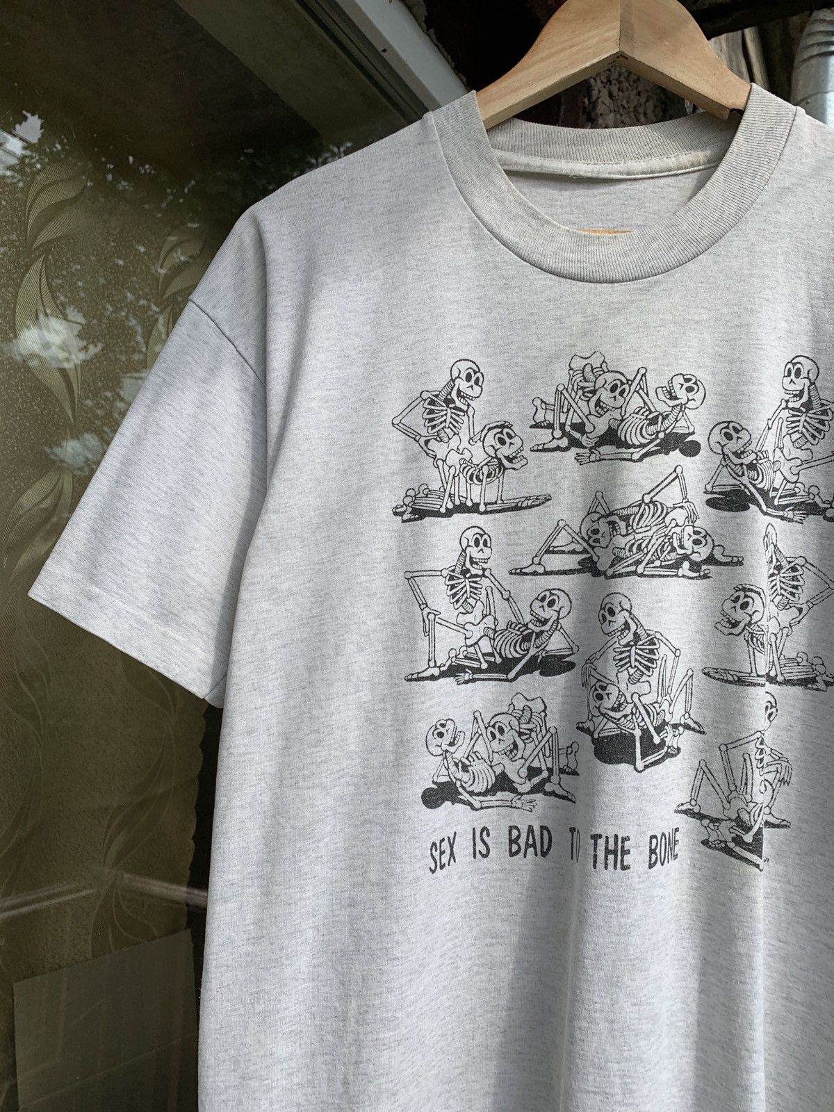 Vintage Vintage Sex Is Bad To The Bone Skeleton Single Stitch Shirt Size US M / EU 48-50 / 2 - 3 Thumbnail
