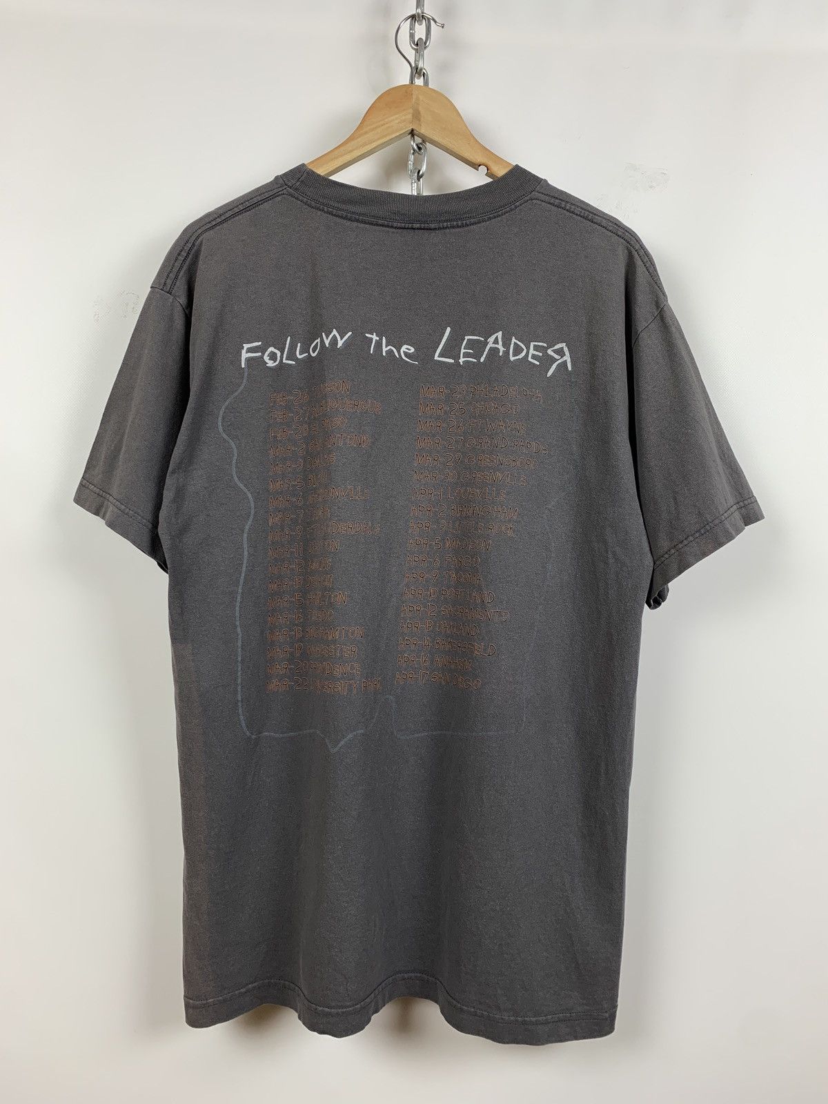 Band Tees Vintage Korn Follow The Leader Fader Grey T-Shirt Size US L / EU 52-54 / 3 - 2 Thumbnail