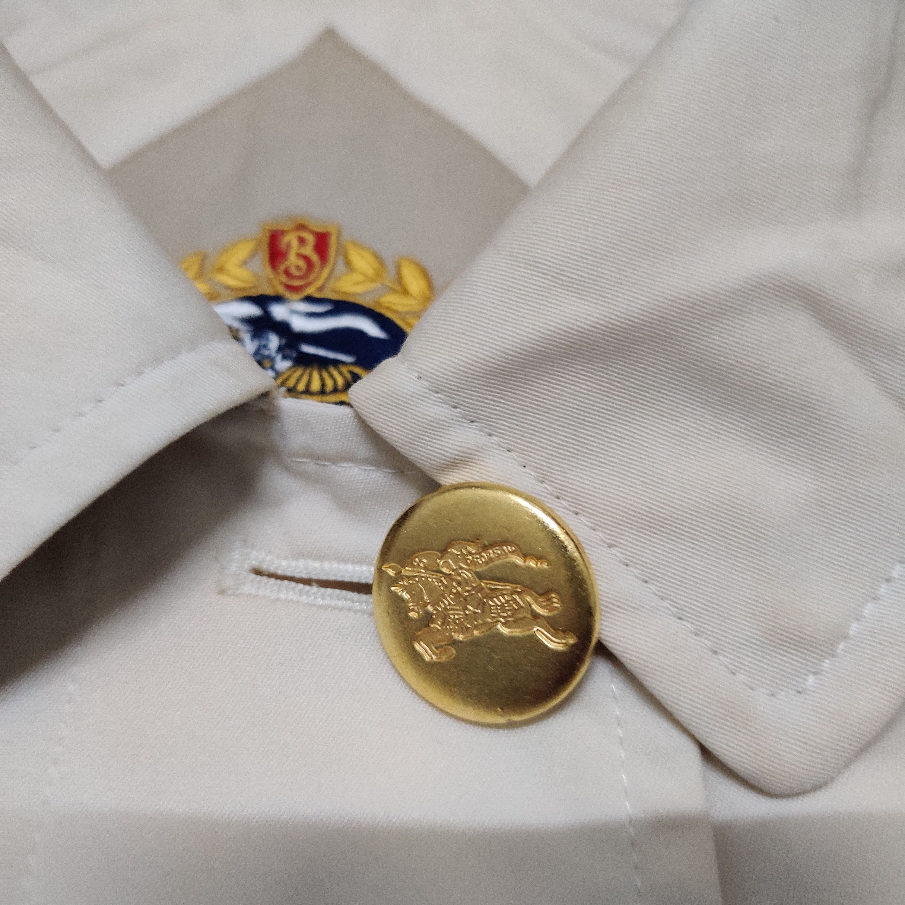 Burberry Vintage 90's Burberry Gold Button Nova Check Trench Coat Size US M / EU 48-50 / 2 - 8 Thumbnail