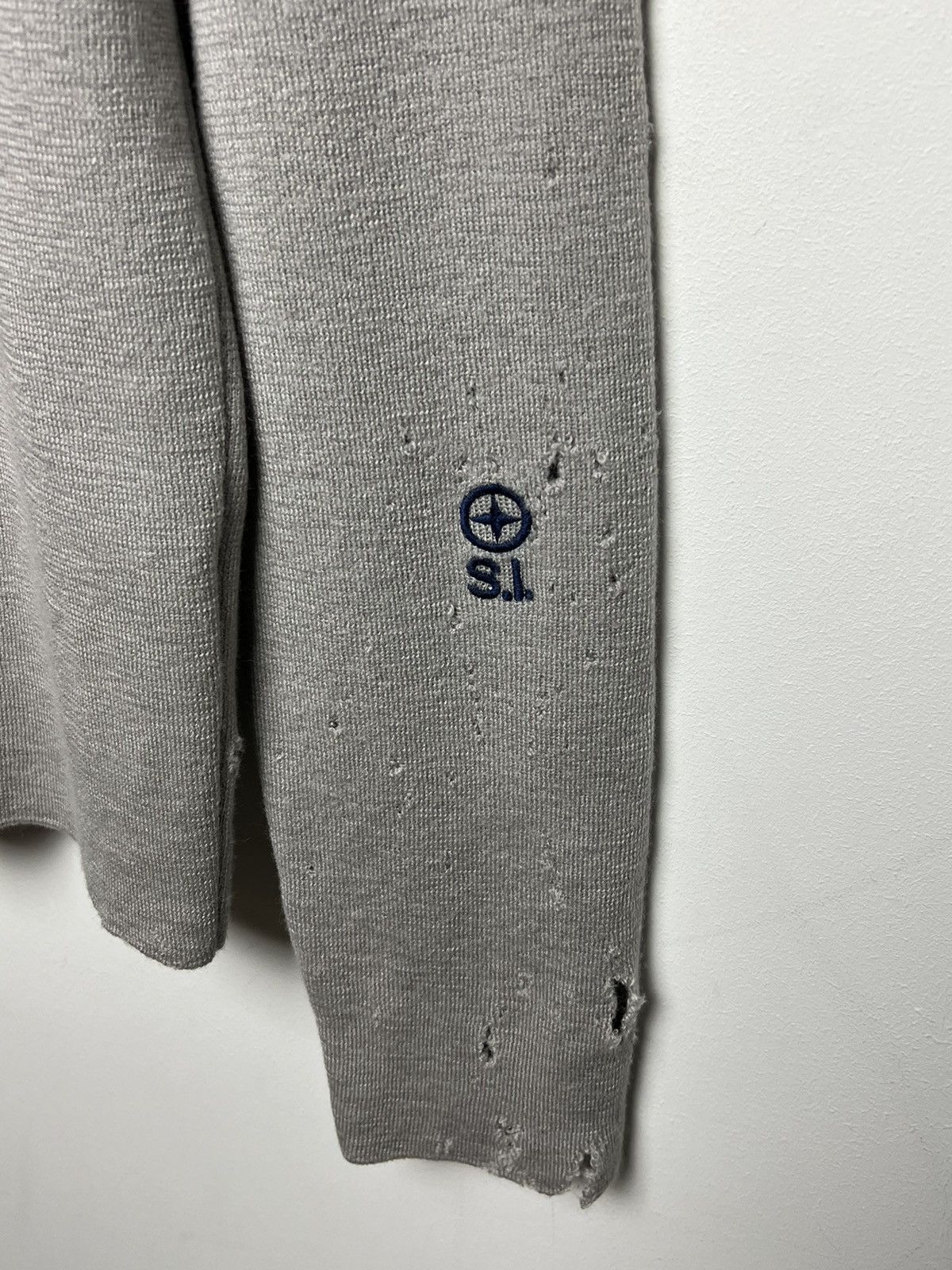 Stone Island Stone Island y2k trashed wool sweater m-l Size US M / EU 48-50 / 2 - 3 Thumbnail