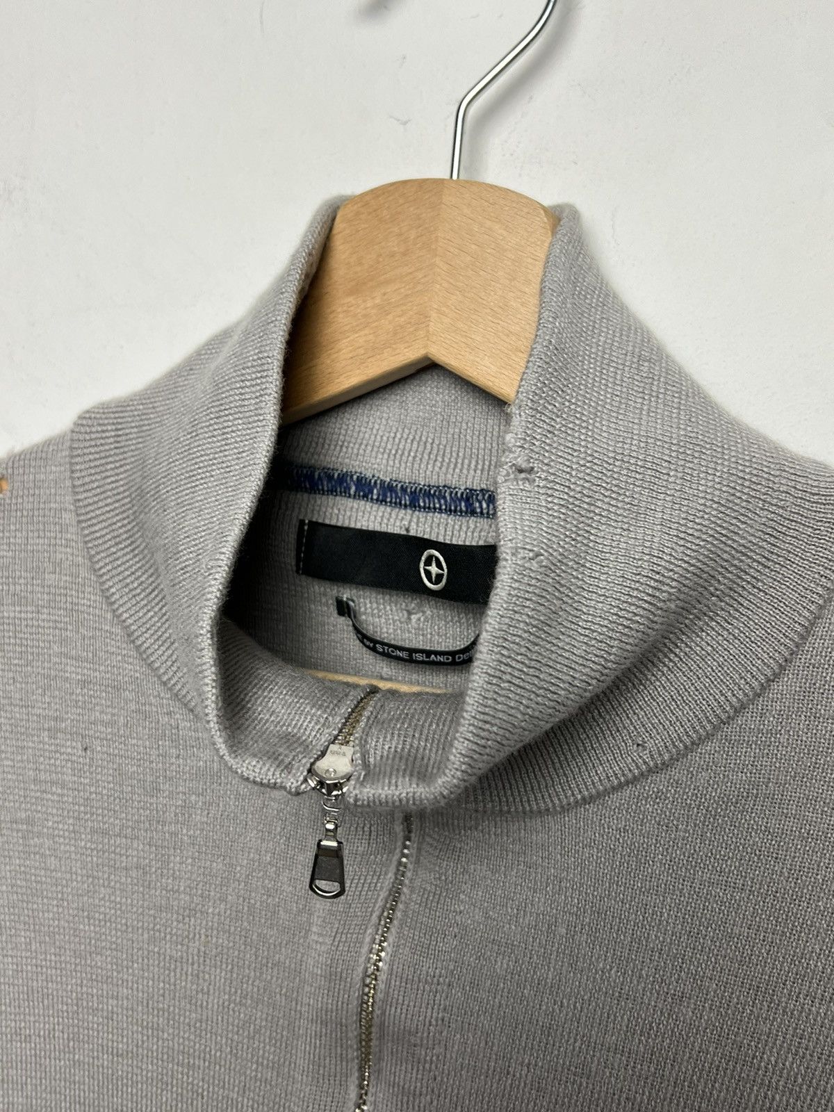 Stone Island Stone Island y2k trashed wool sweater m-l Size US M / EU 48-50 / 2 - 9 Thumbnail