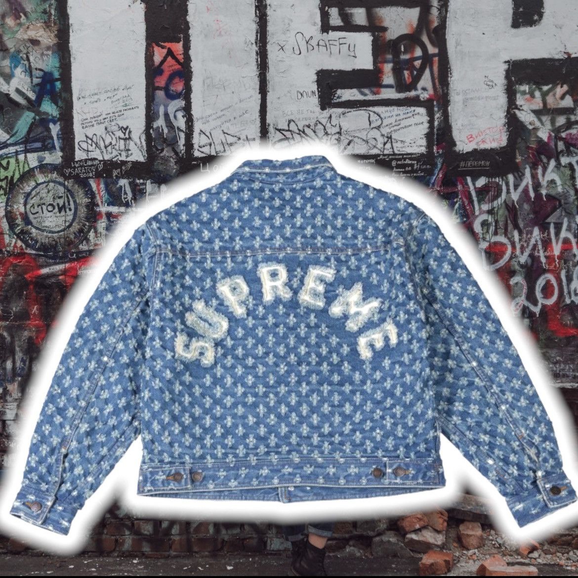 Supreme 🚨GRaiL ALeRt 🚨 SuPReMe "HoLe PuNcH" DeNiM TRuCKeR JaCKeT 🧥 Size US M / EU 48-50 / 2 - 3 Thumbnail