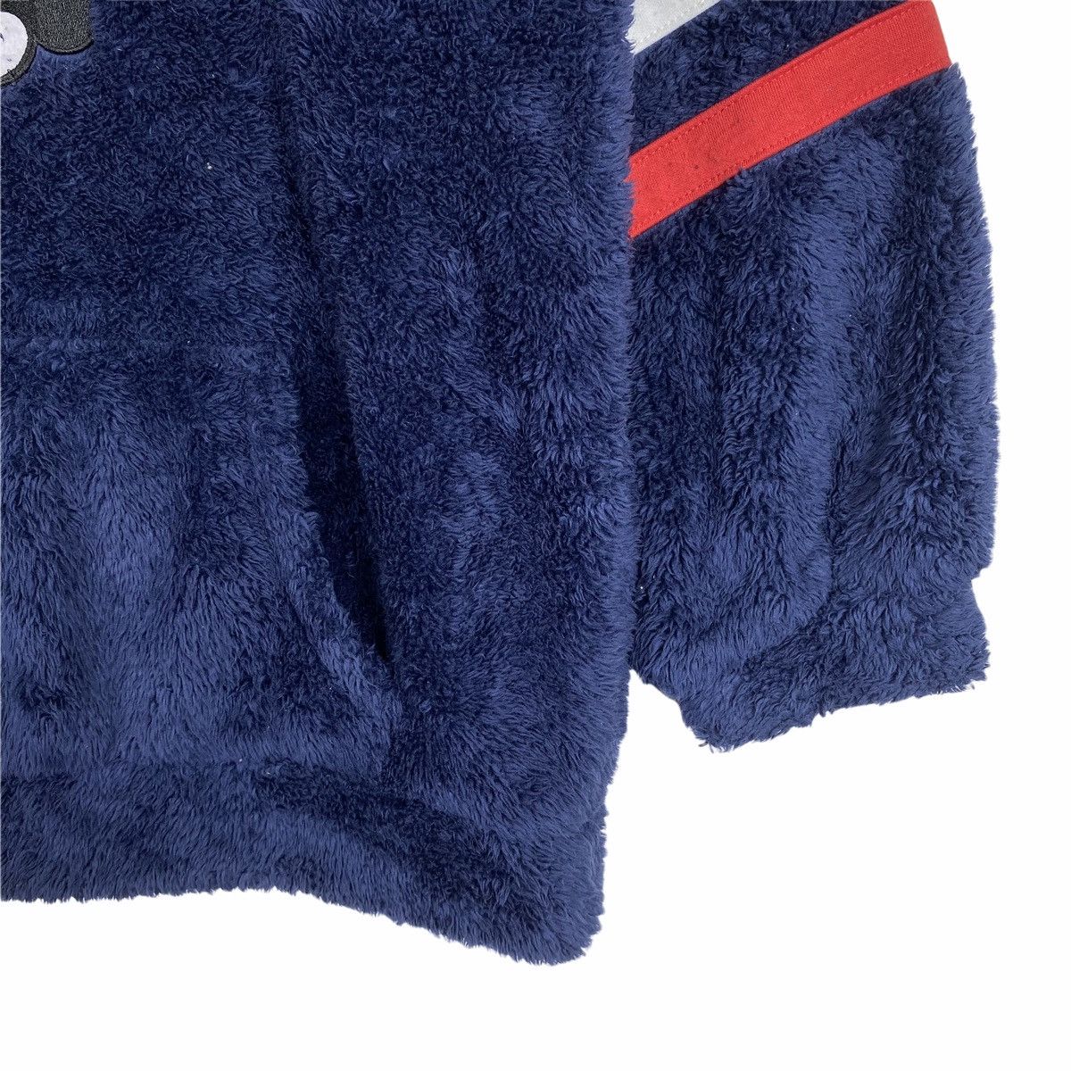 Disney × Mickey Mouse × Vintage VINTAGE MICKEY MOUSE DISNEY BIG LOGO FLEECE SWEATSHIRT Size US M / EU 48-50 / 2 - 5 Thumbnail