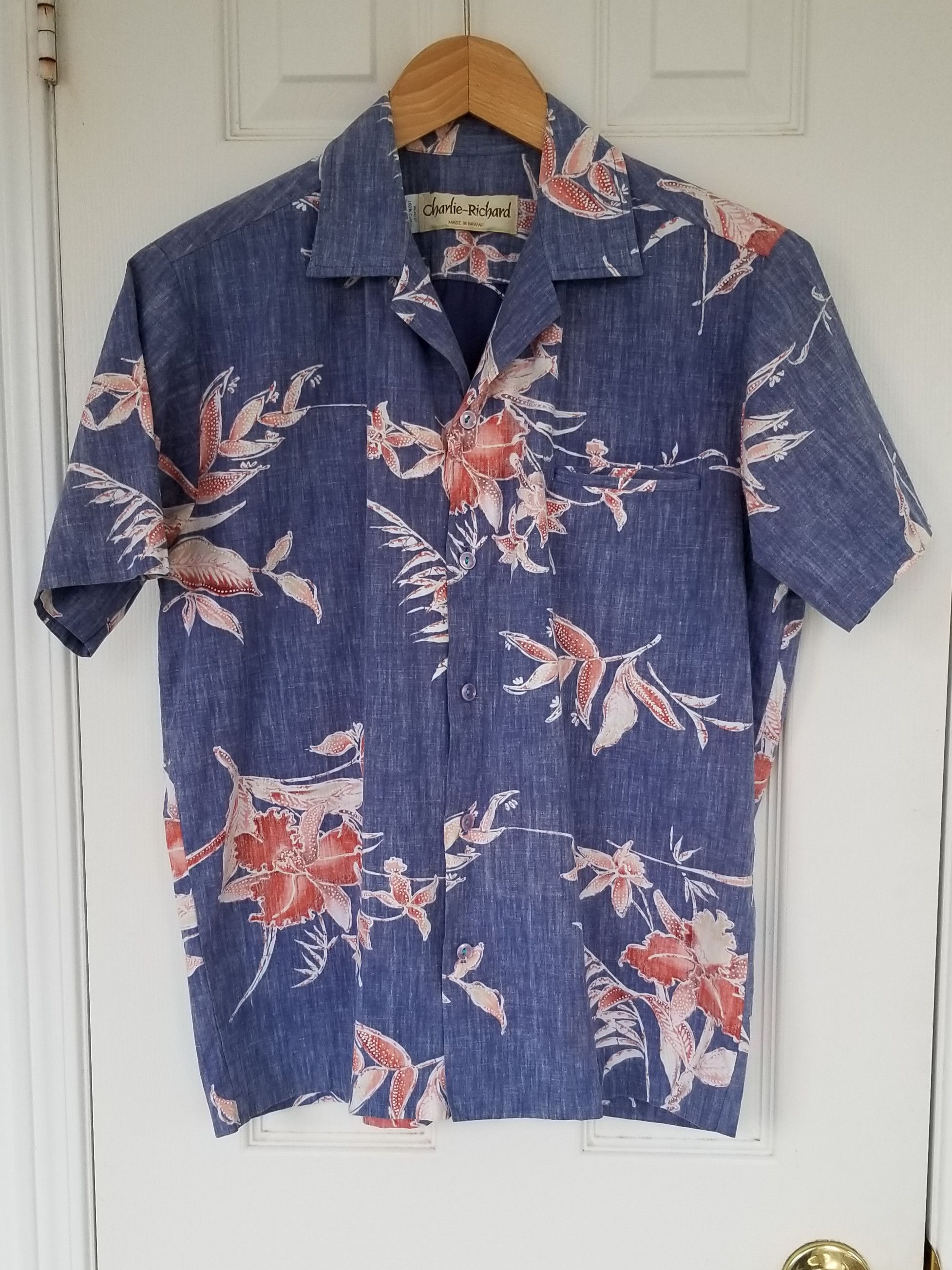 Vintage Vintage Floral Hawaii Saint Aloha Camp Laurent Sandro Shirt Size US S / EU 44-46 / 1 - 1 Thumbnail