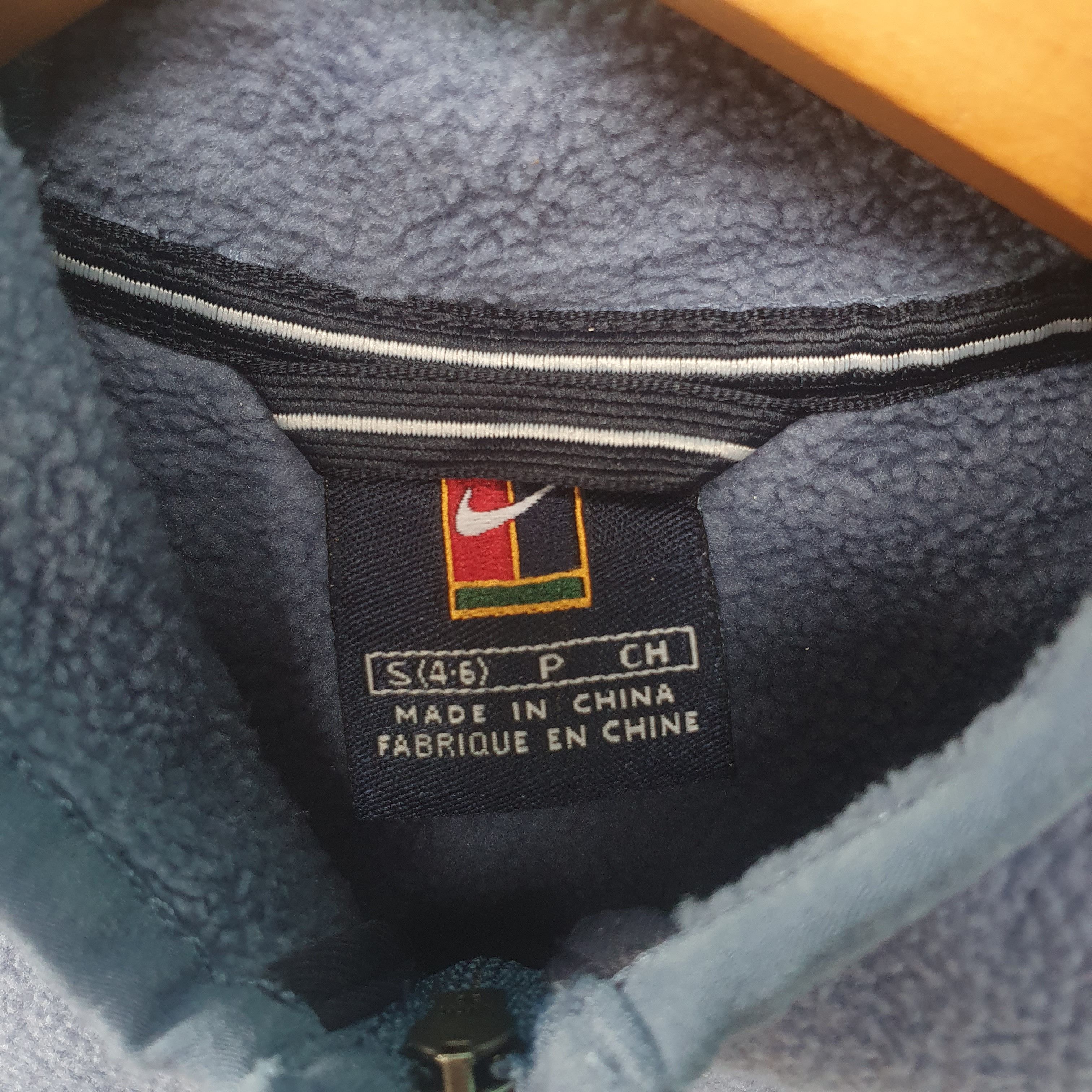 Nike × Vintage NIKE COURT BIG LOGO HALF ZIP FLEECE Size S / US 4 / IT 40 - 5 Thumbnail