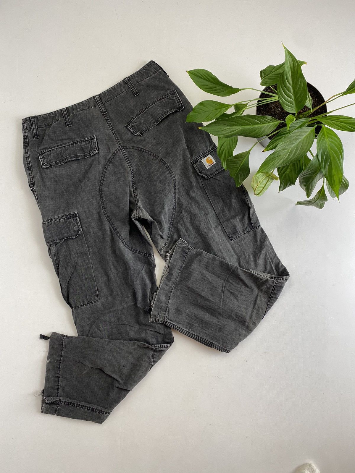 Carhartt Vintage CARHARTT Cargo Multi Pocket Pants Size US 32 / EU 48 - 1 Thumbnail
