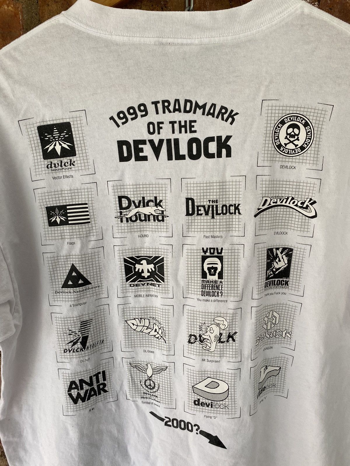 Devilock 1999 All DEVILOCK logo design by ske8ting Cav Emp Size US L / EU 52-54 / 3 - 3 Thumbnail