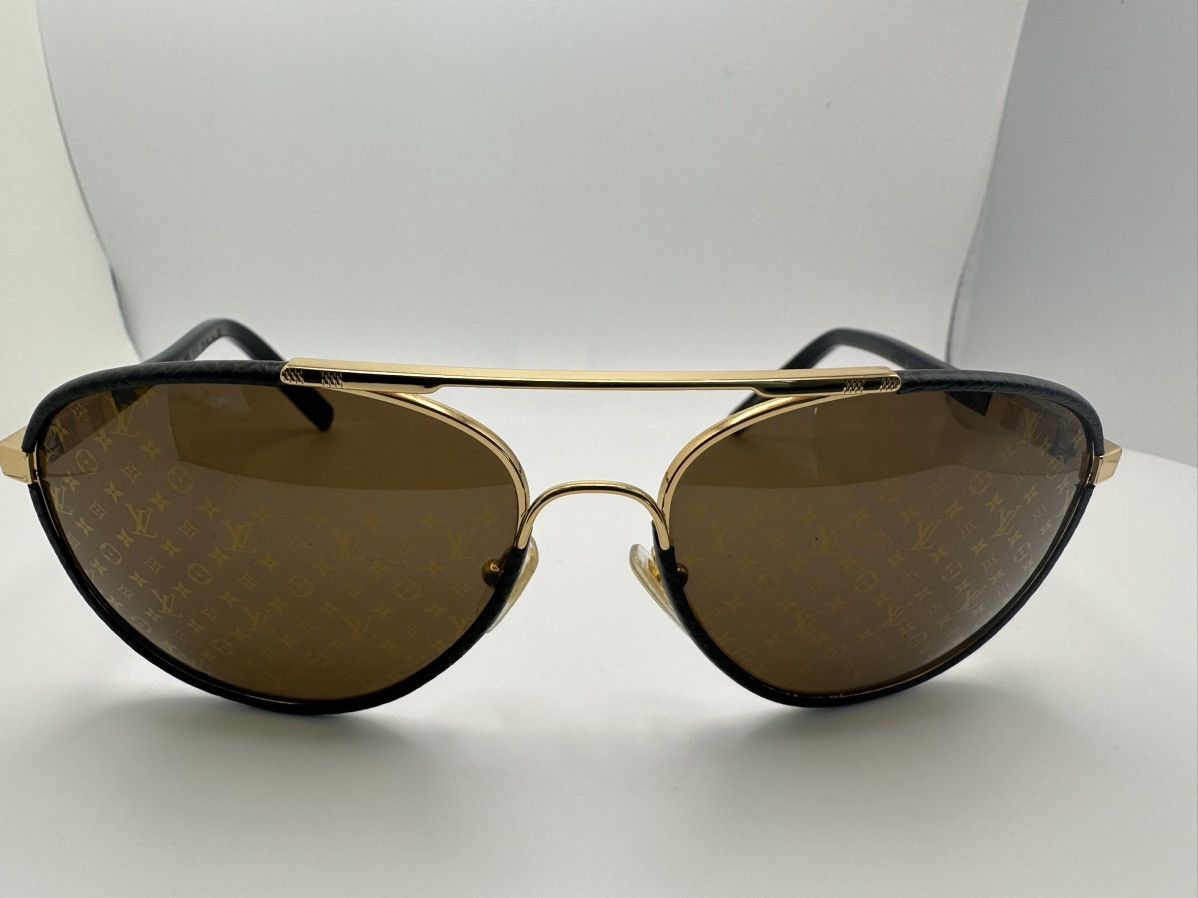 Louis Vuitton Louis Vuitton Attitude pilot sunglasses Size ONE SIZE - 12 Thumbnail