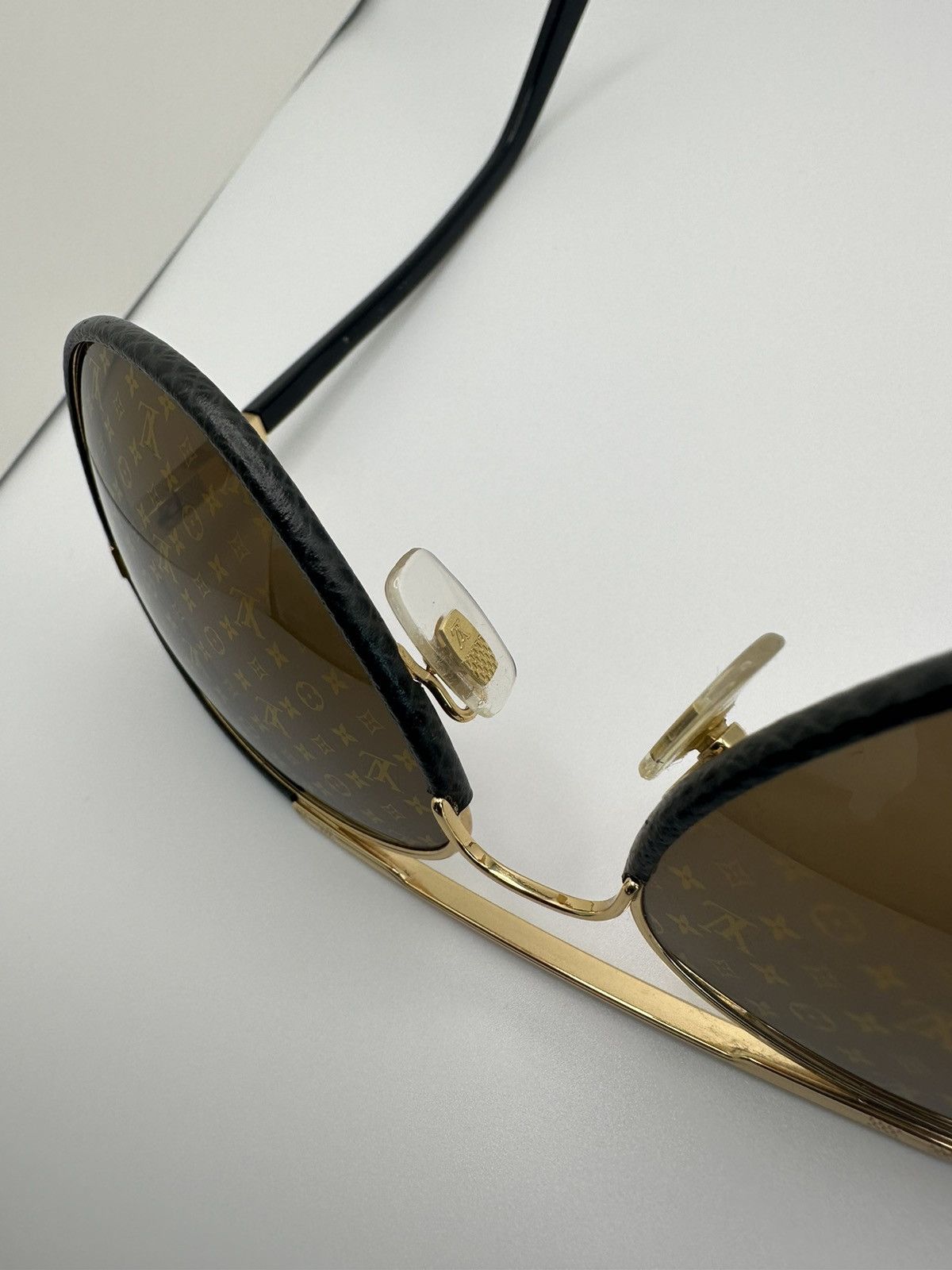 Louis Vuitton Louis Vuitton Attitude pilot sunglasses Size ONE SIZE - 16 Thumbnail
