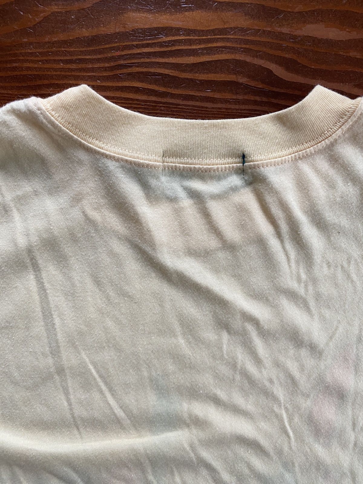 Giordano Vintage 80’s Giordano Big Spell Out Short Single Stitch Tee Size US S / EU 44-46 / 1 - 14 Thumbnail
