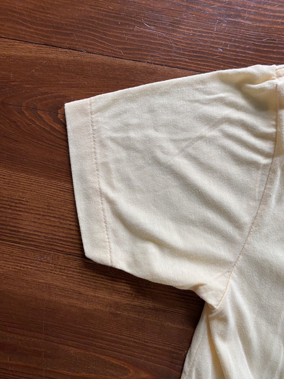 Giordano Vintage 80’s Giordano Big Spell Out Short Single Stitch Tee Size US S / EU 44-46 / 1 - 15 Thumbnail