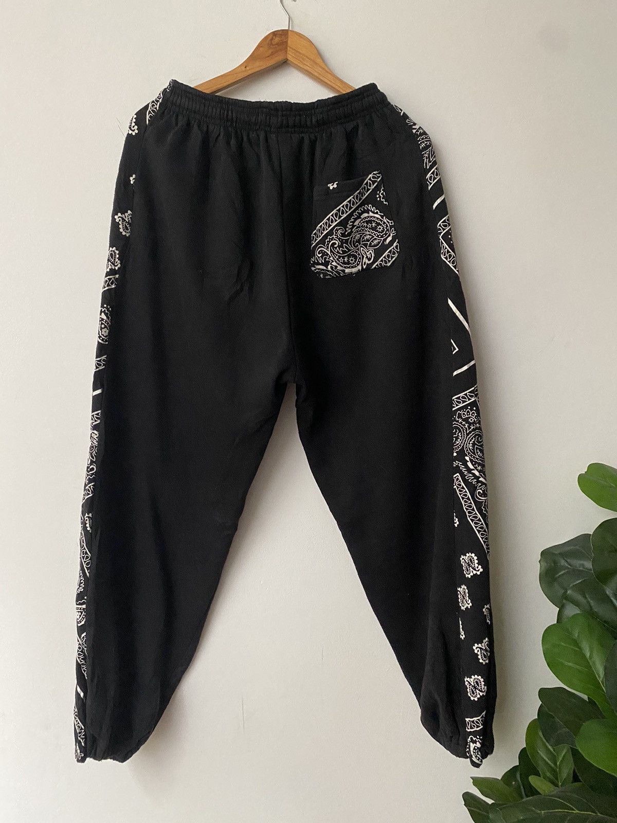 Rhude RHUDE BOY XXL Jogger Bandana Strip Nice design Size US 32 / EU 48 - 8 Thumbnail
