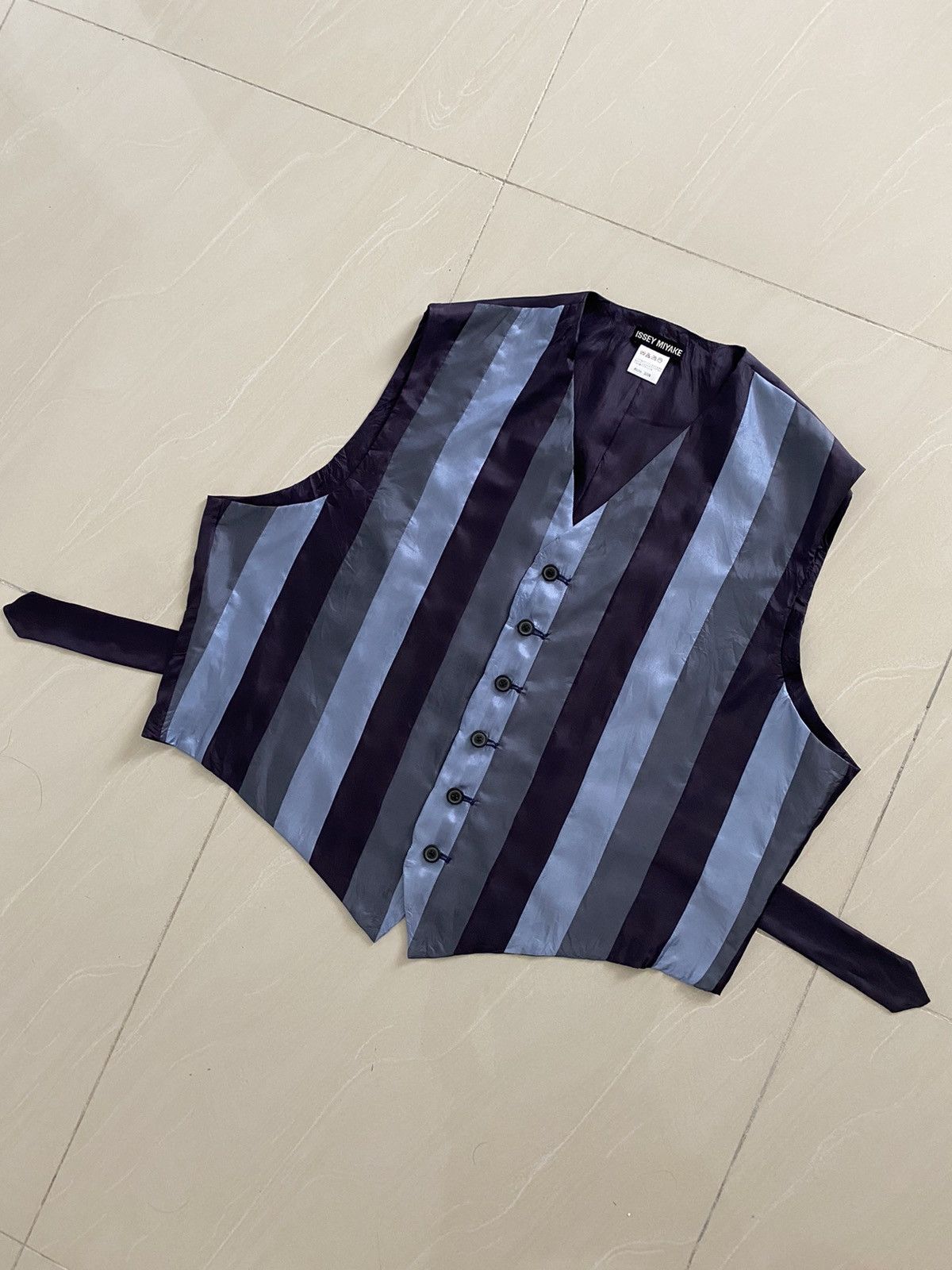 Issey Miyake Grail💥 Issey Miyake Vest 🇯🇵 Size US XL / EU 56 / 4 - 4 Thumbnail