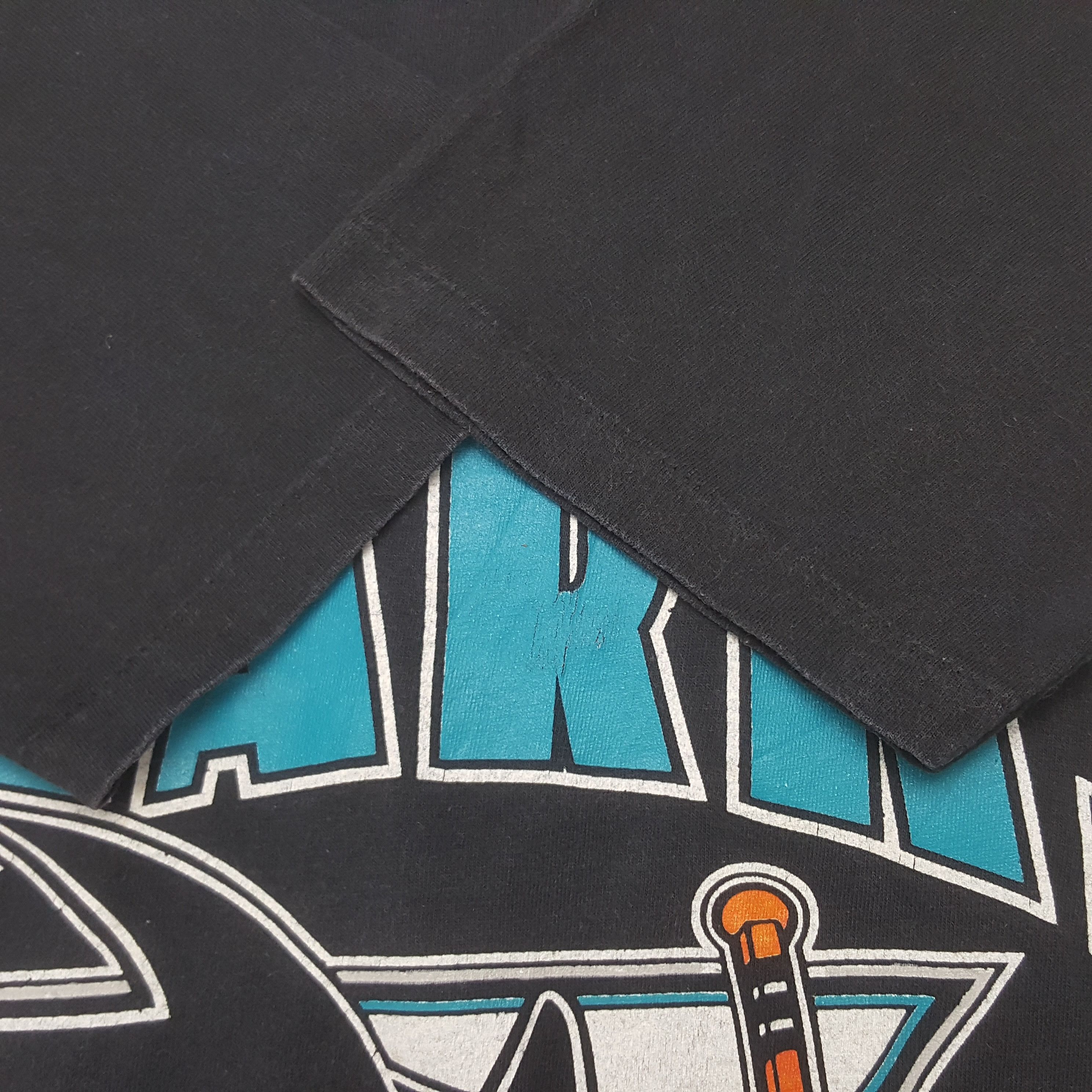 Vintage Vintage San Jose Sharks Tshirt Size US M / EU 48-50 / 2 - 5 Thumbnail