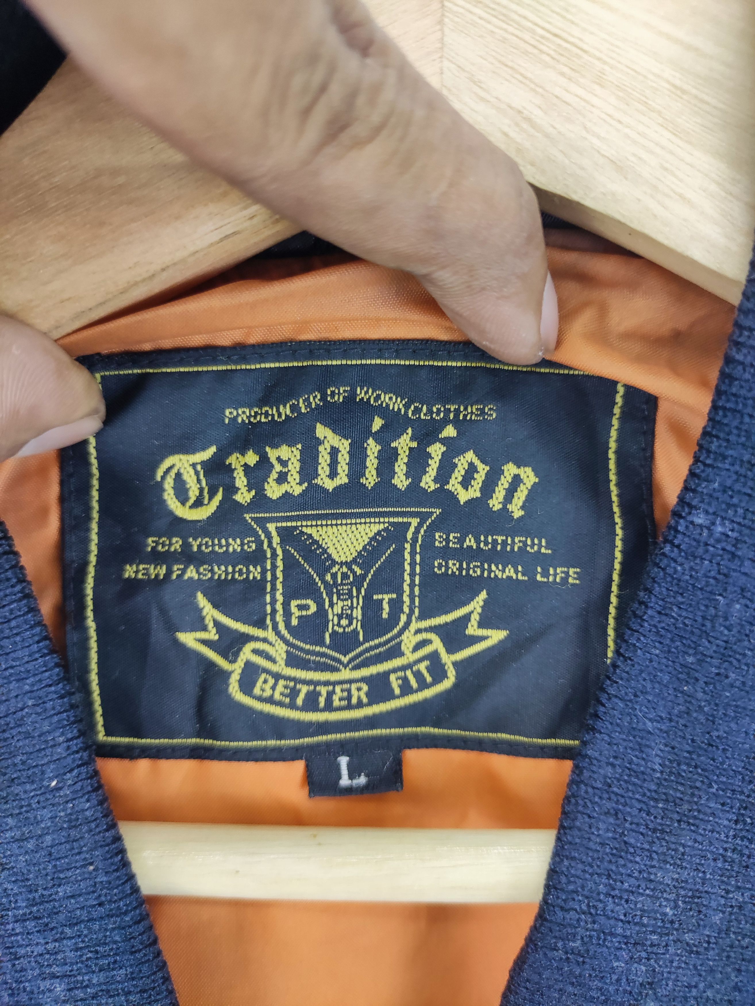 Vintage Vintage Bomber Jacket Tradition Zipper Size US L / EU 52-54 / 3 - 3 Thumbnail