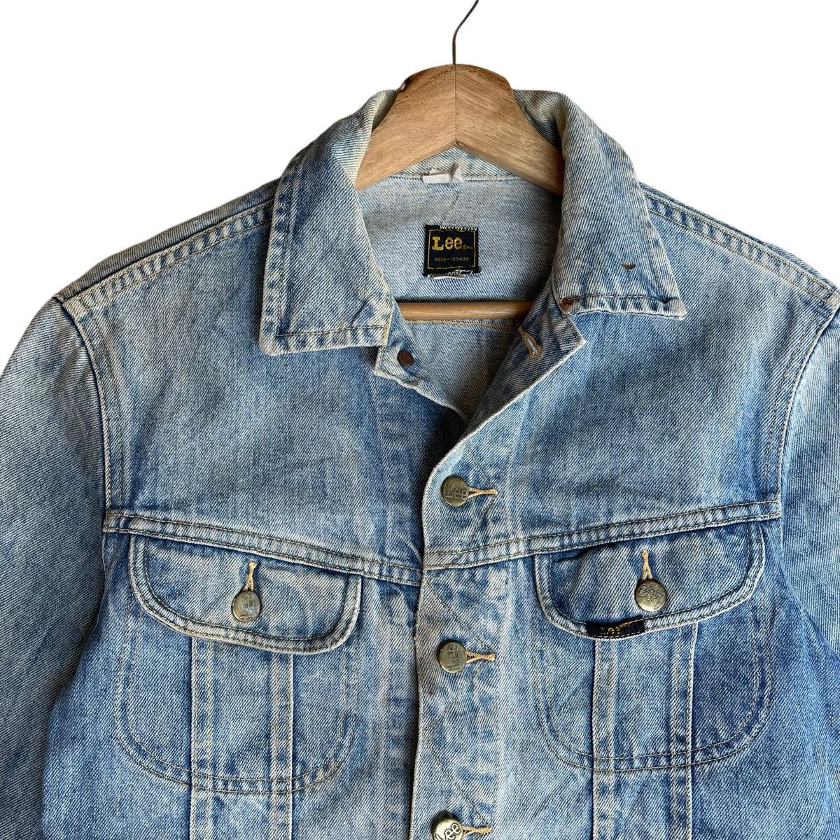 Japanese Brand Vintage Lee Trucker Jacket Denime Jacket Button Stone Wash Size US S / EU 44-46 / 1 - 2 Thumbnail