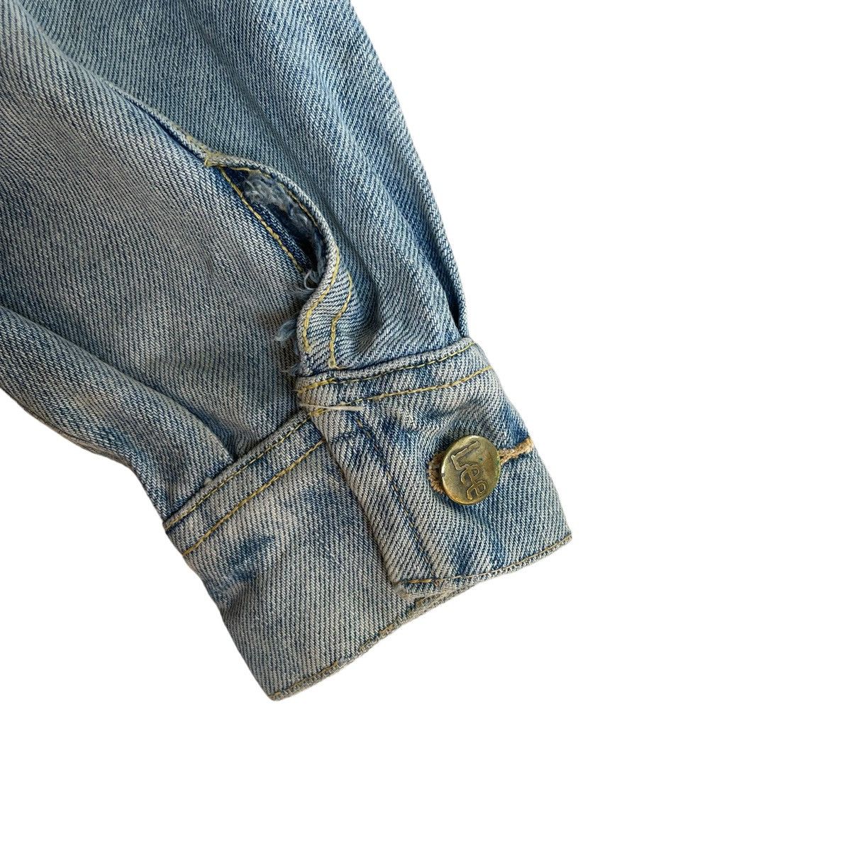 Japanese Brand Vintage Lee Trucker Jacket Denime Jacket Button Stone Wash Size US S / EU 44-46 / 1 - 8 Thumbnail