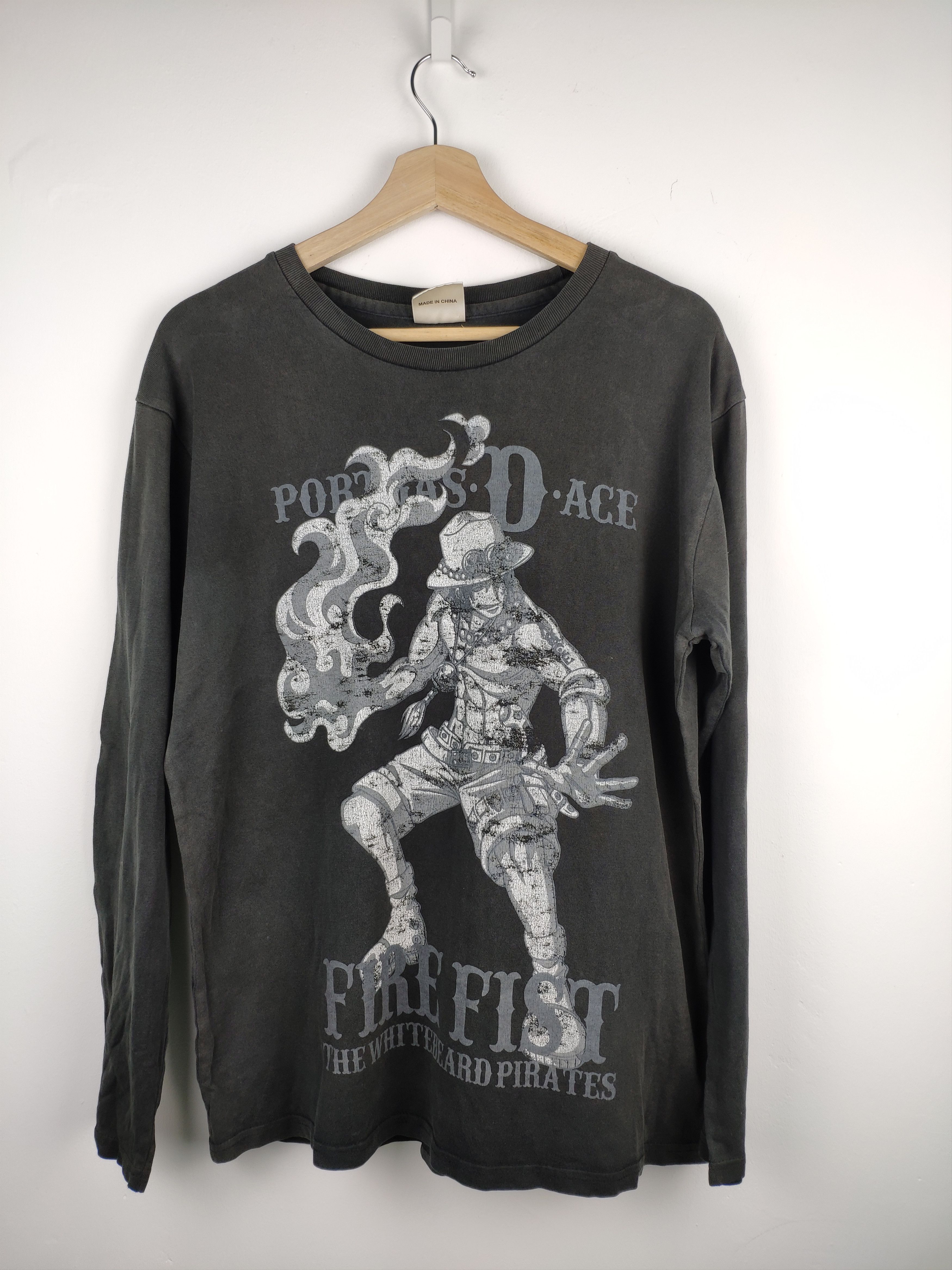 Anime × Japanese Brand × One Piece Vintage One Piece Shirt Long Sleeve Sunfaded Size US M / EU 48-50 / 2 - 1 Thumbnail