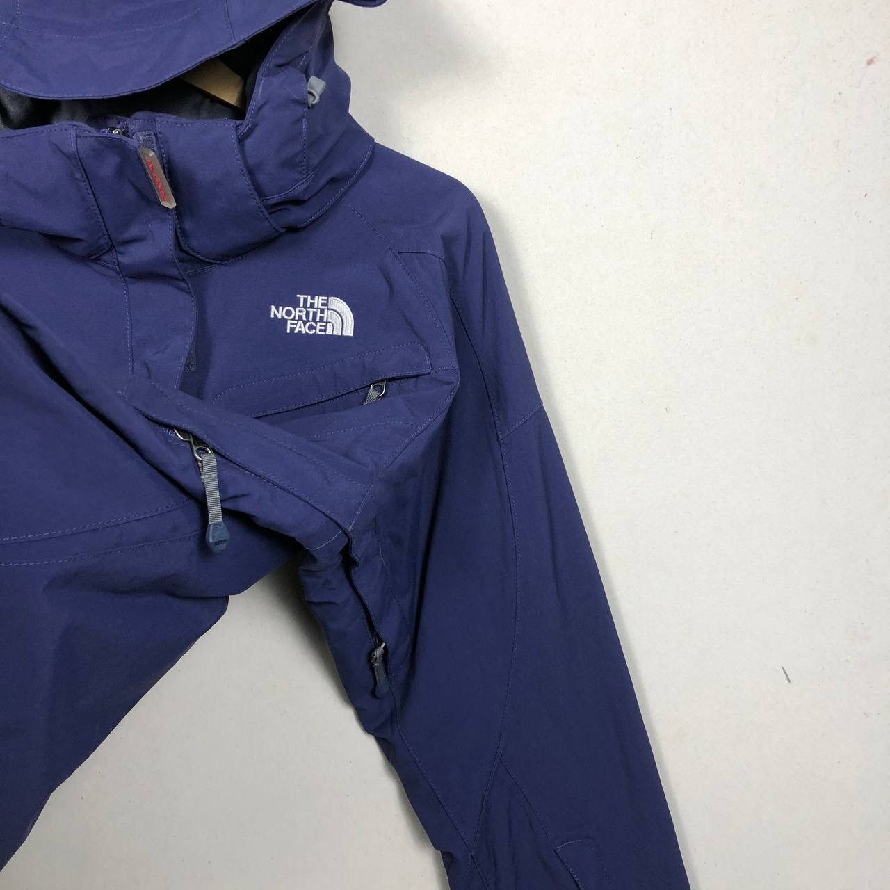 The North Face The North Face Hardshell Quest Hoodie Jacket Sweater Size US M / EU 48-50 / 2 - 6 Thumbnail