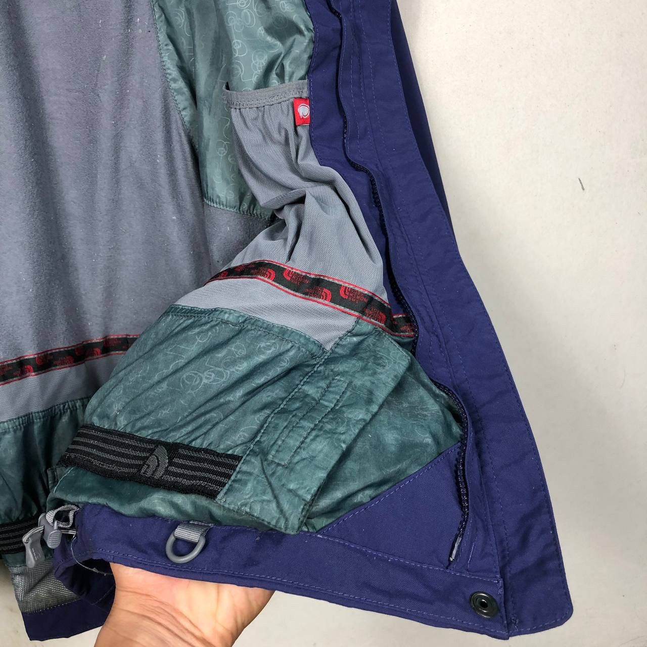 The North Face The North Face Hardshell Quest Hoodie Jacket Sweater Size US M / EU 48-50 / 2 - 10 Thumbnail